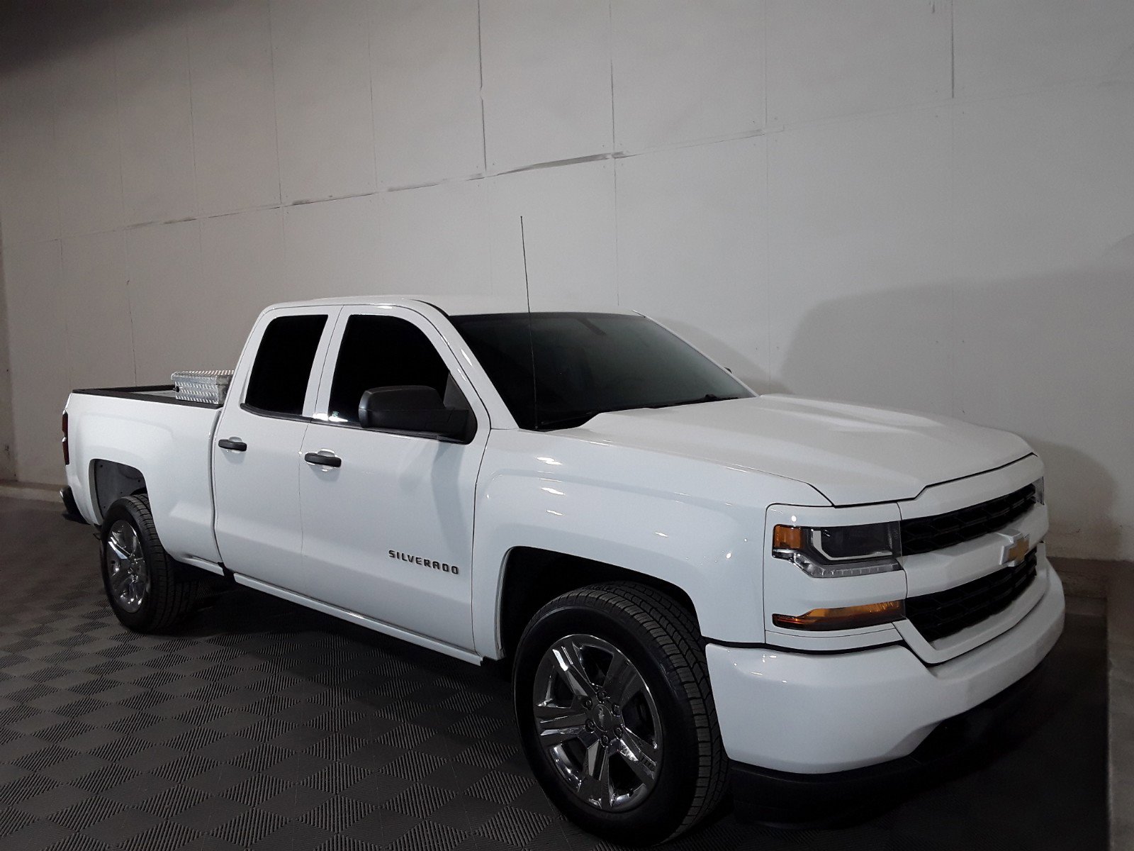 2019 Chevrolet Silverado 1500 LD 2WD Double Cab Custom