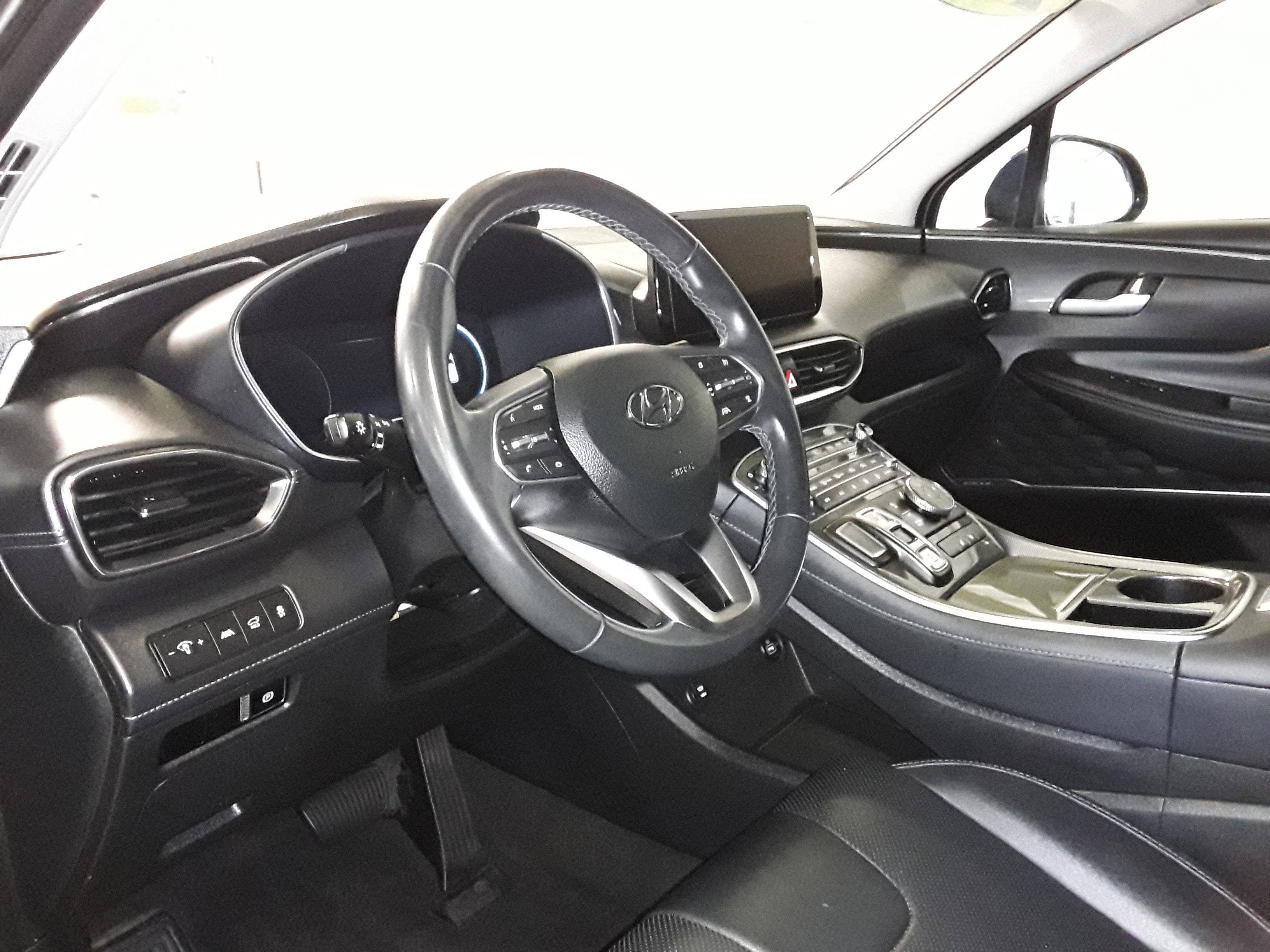 Image 10 of Used 2023 Hyundai Santa Fe SEL AWD