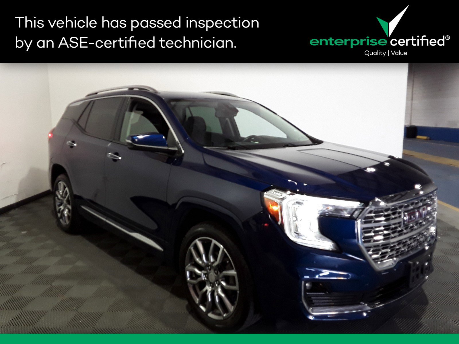 2022 GMC Terrain Denali AWD 4dr