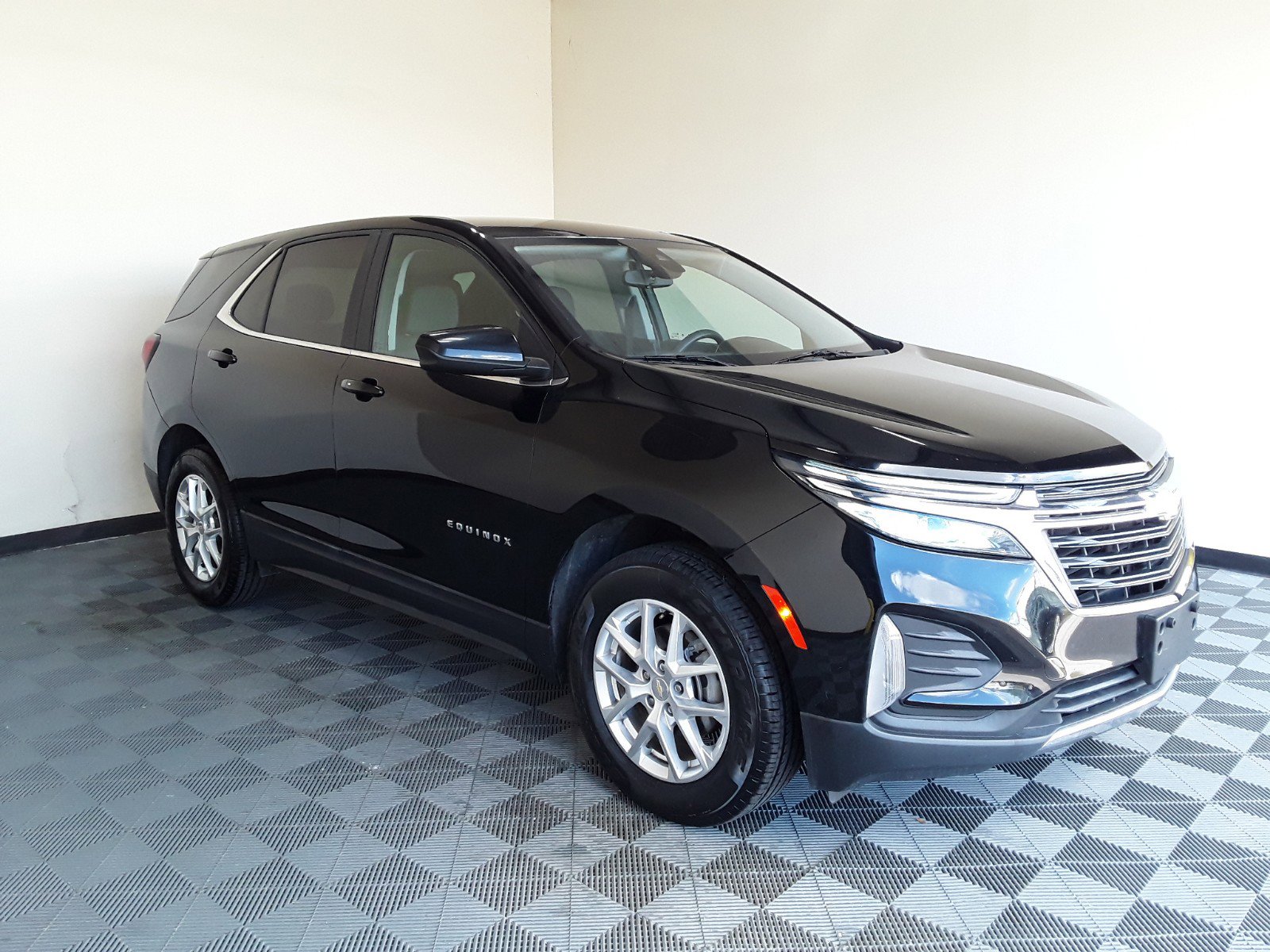 Used 2022 Chevrolet Equinox LT AWD 4dr