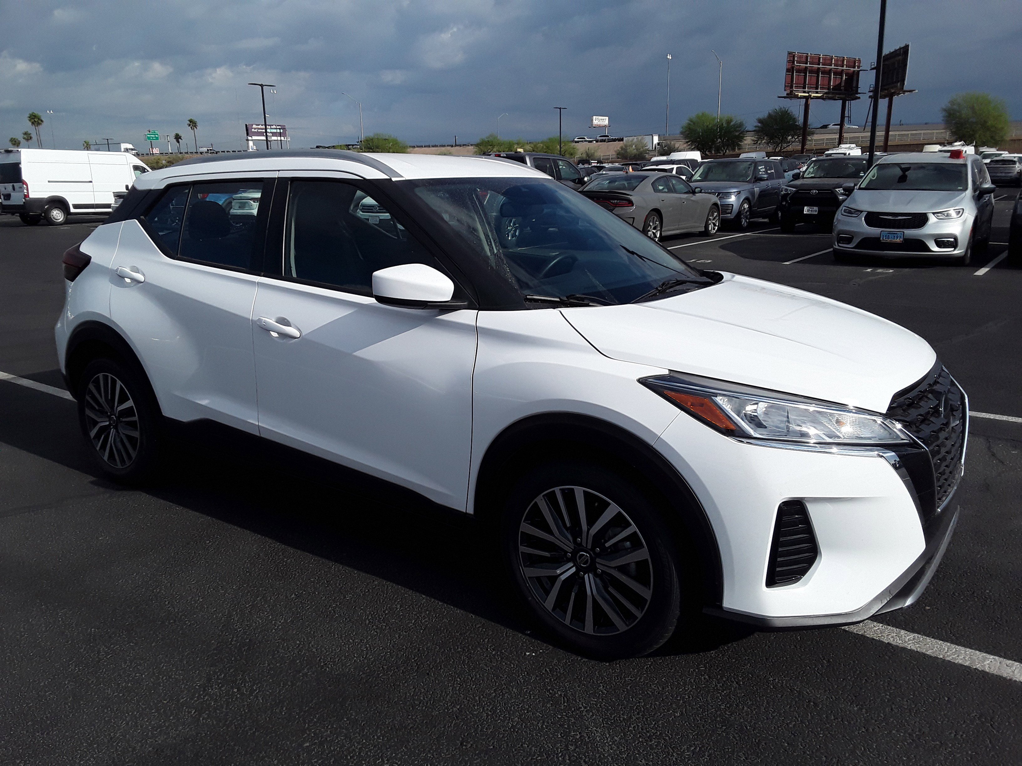 2021 Nissan Kicks SV FWD