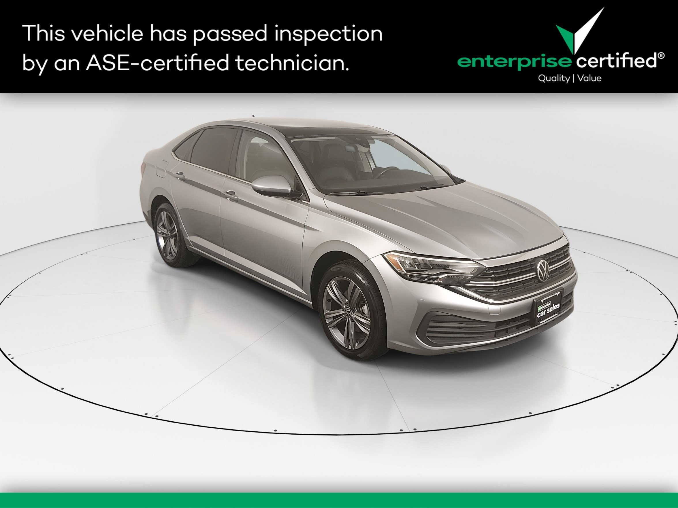 Used 2023 Volkswagen Jetta SE Auto