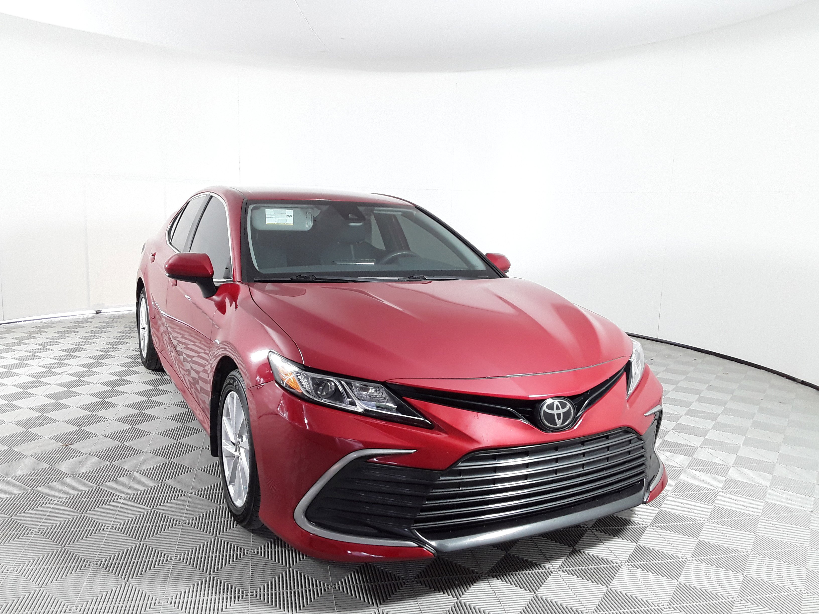 2023 Toyota Camry LE Auto