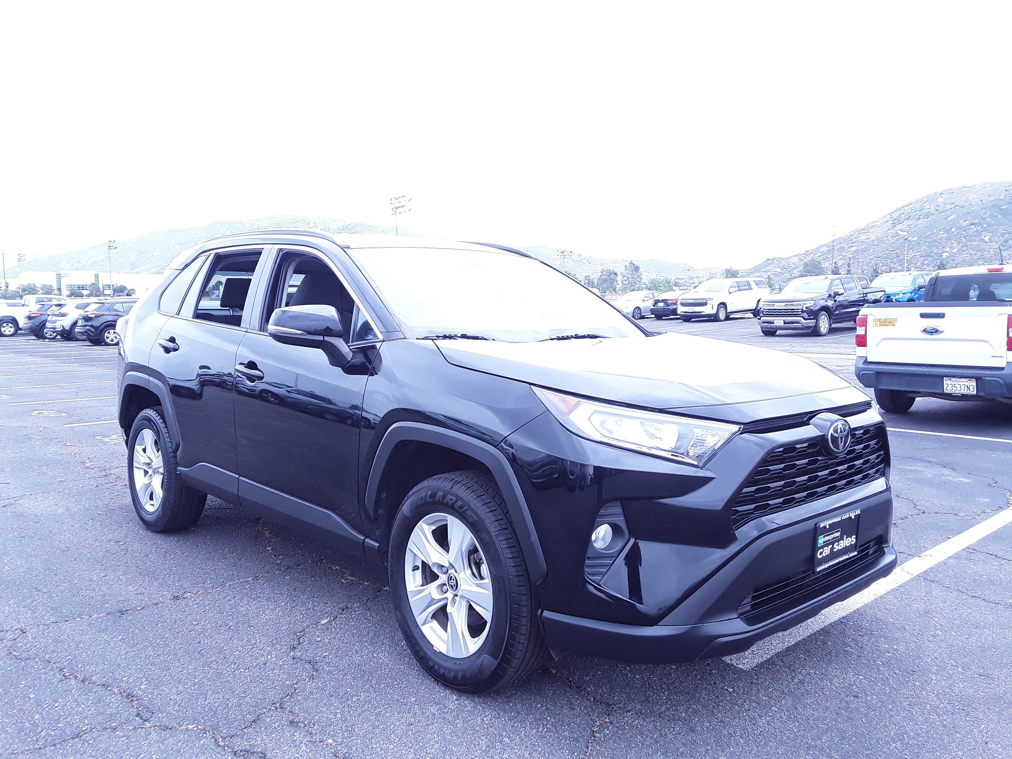 2021 Toyota RAV4 XLE FWD