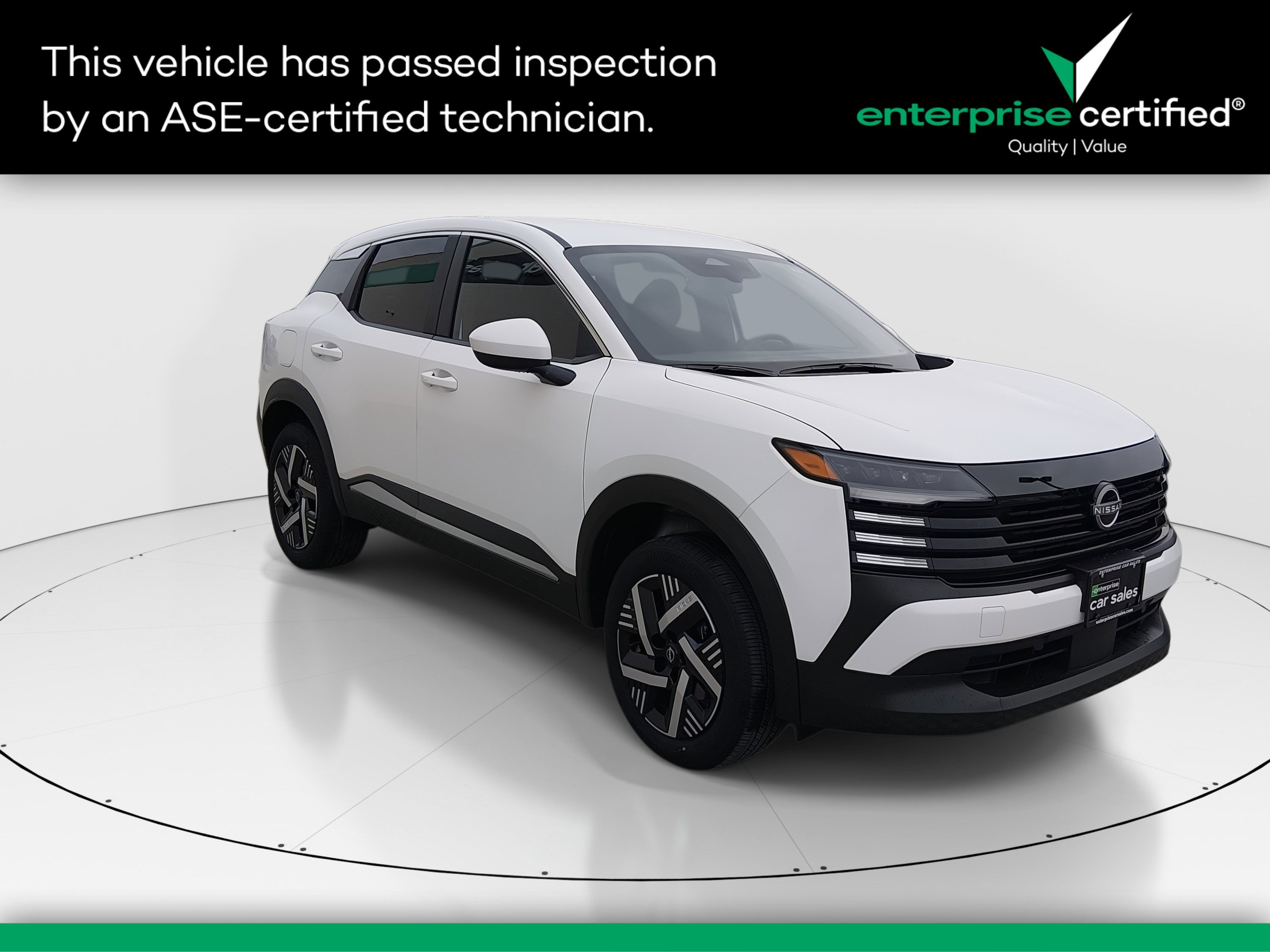 2025 Nissan Kicks SV's photo