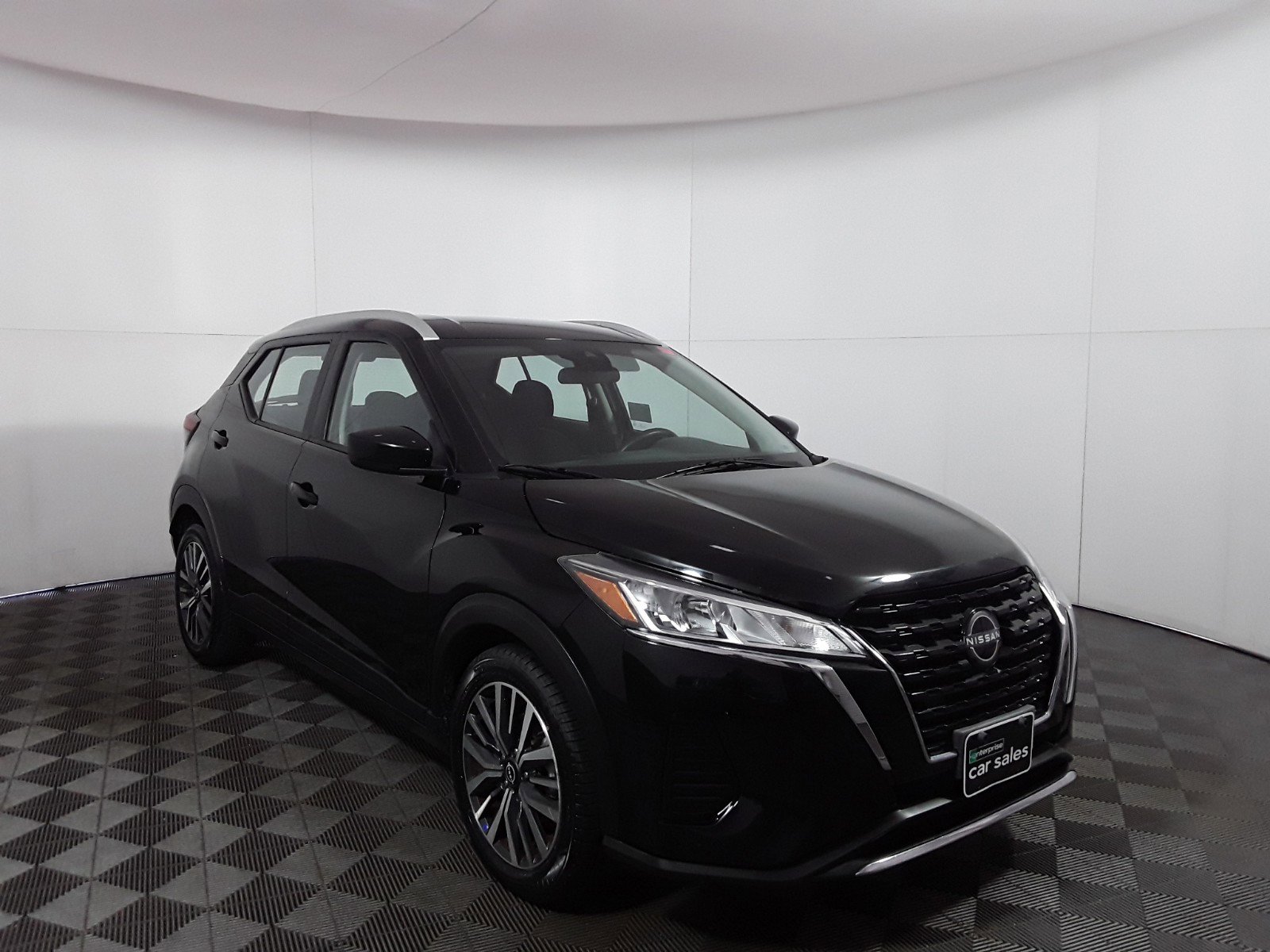 Used 2022 Nissan Kicks SV FWD