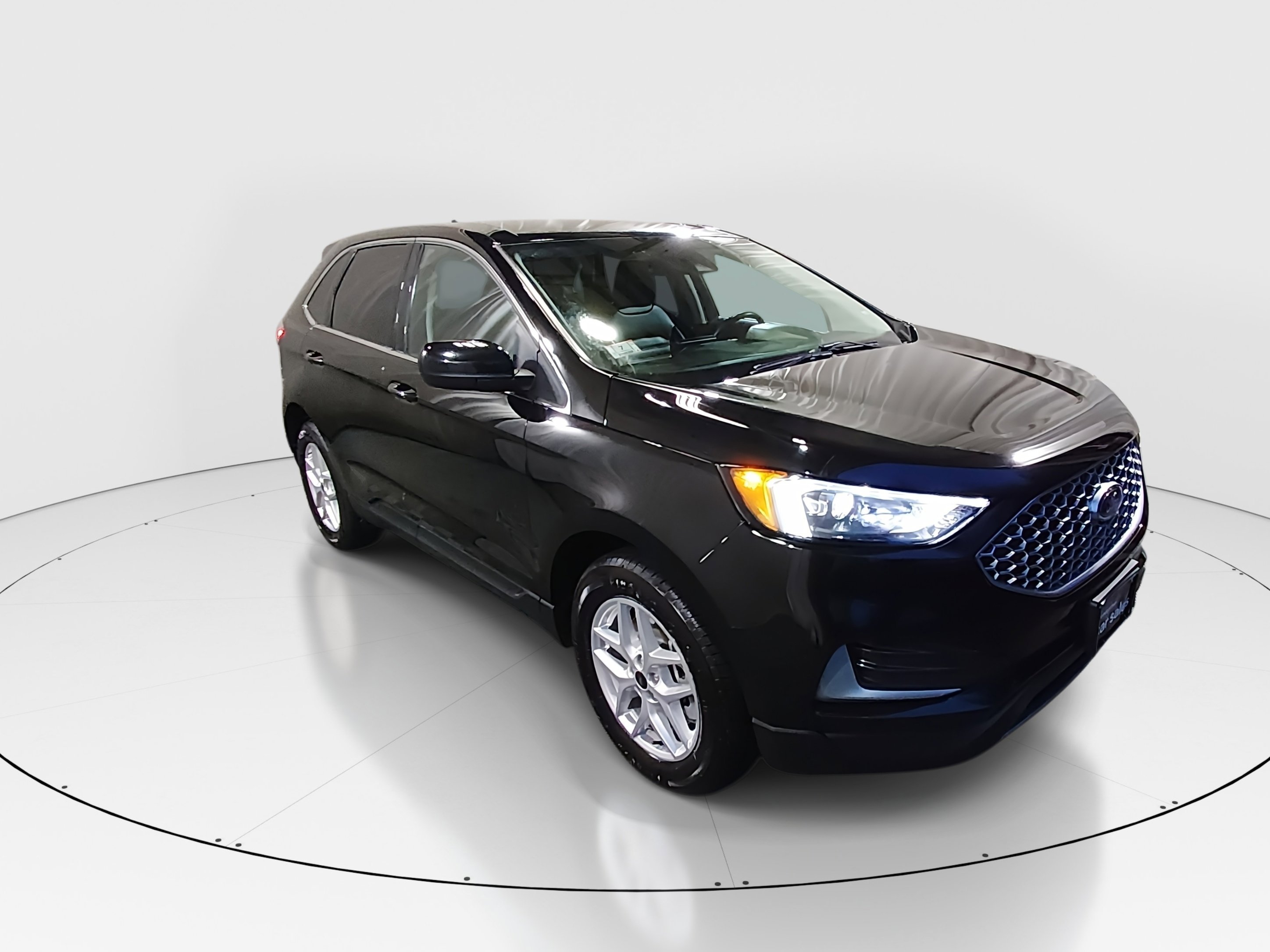 Used 2023 Ford Edge SEL AWD