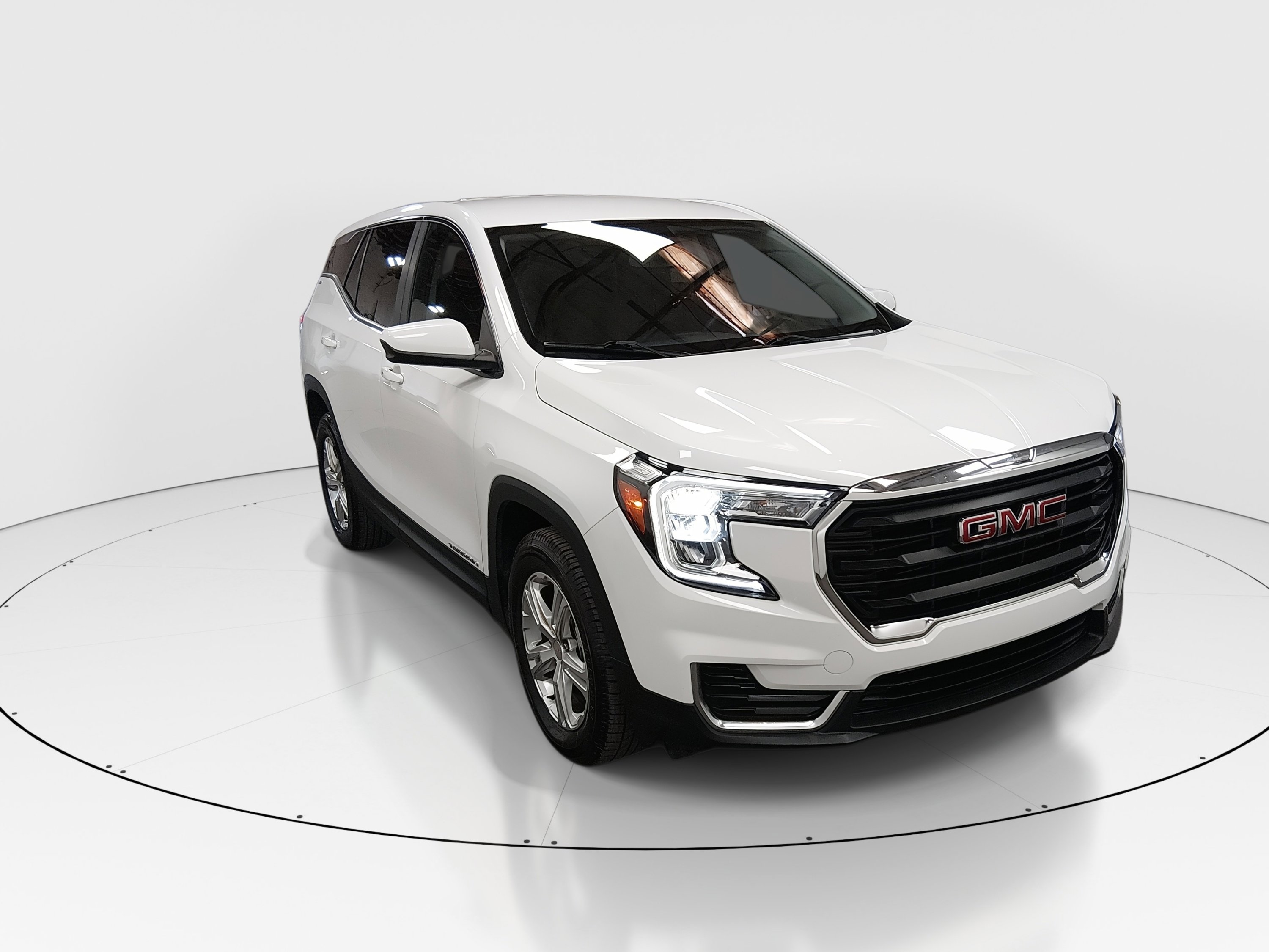 2024 GMC Terrain SLE's photo