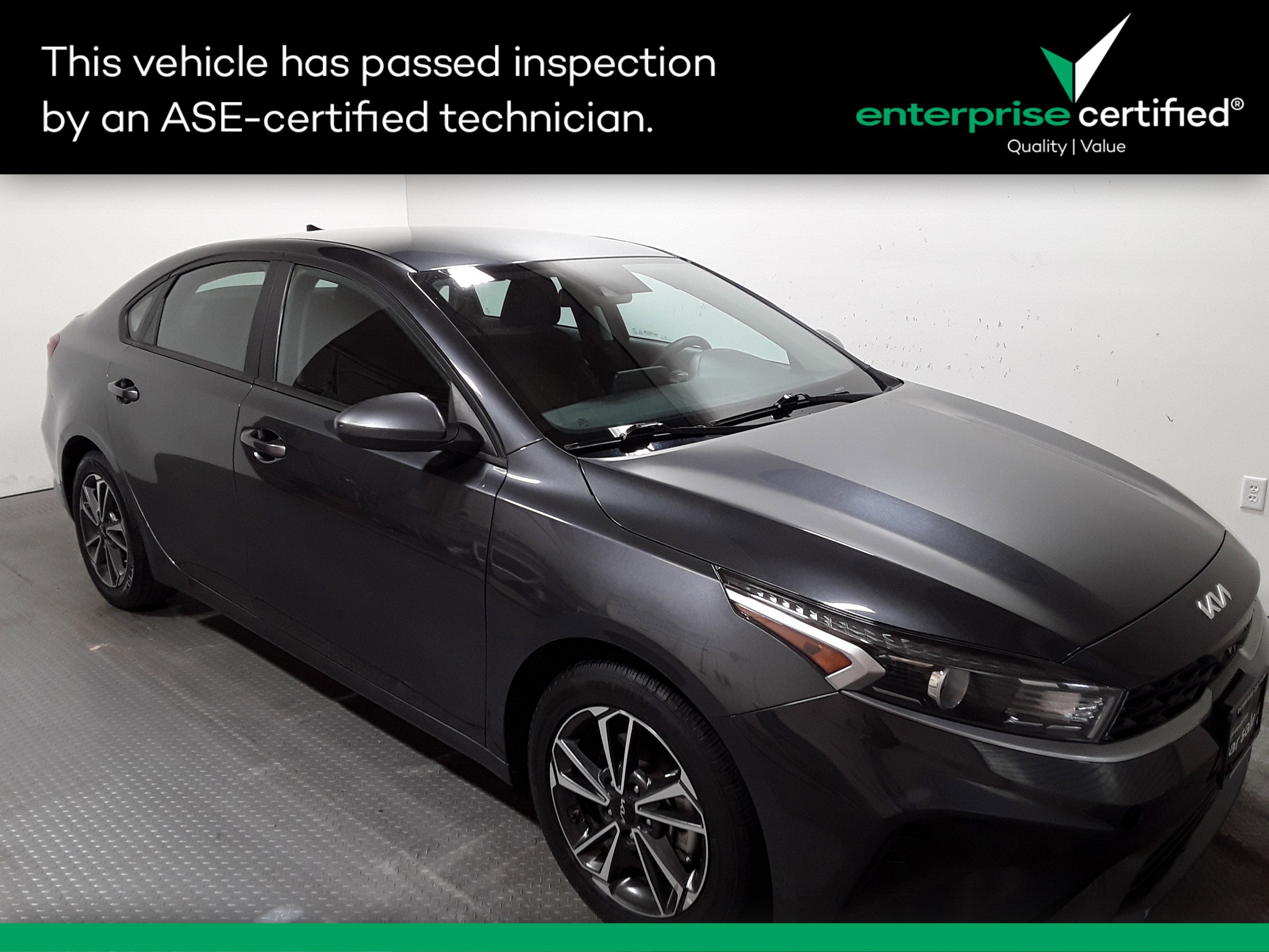 Used 2023 Kia Forte LXS IVT