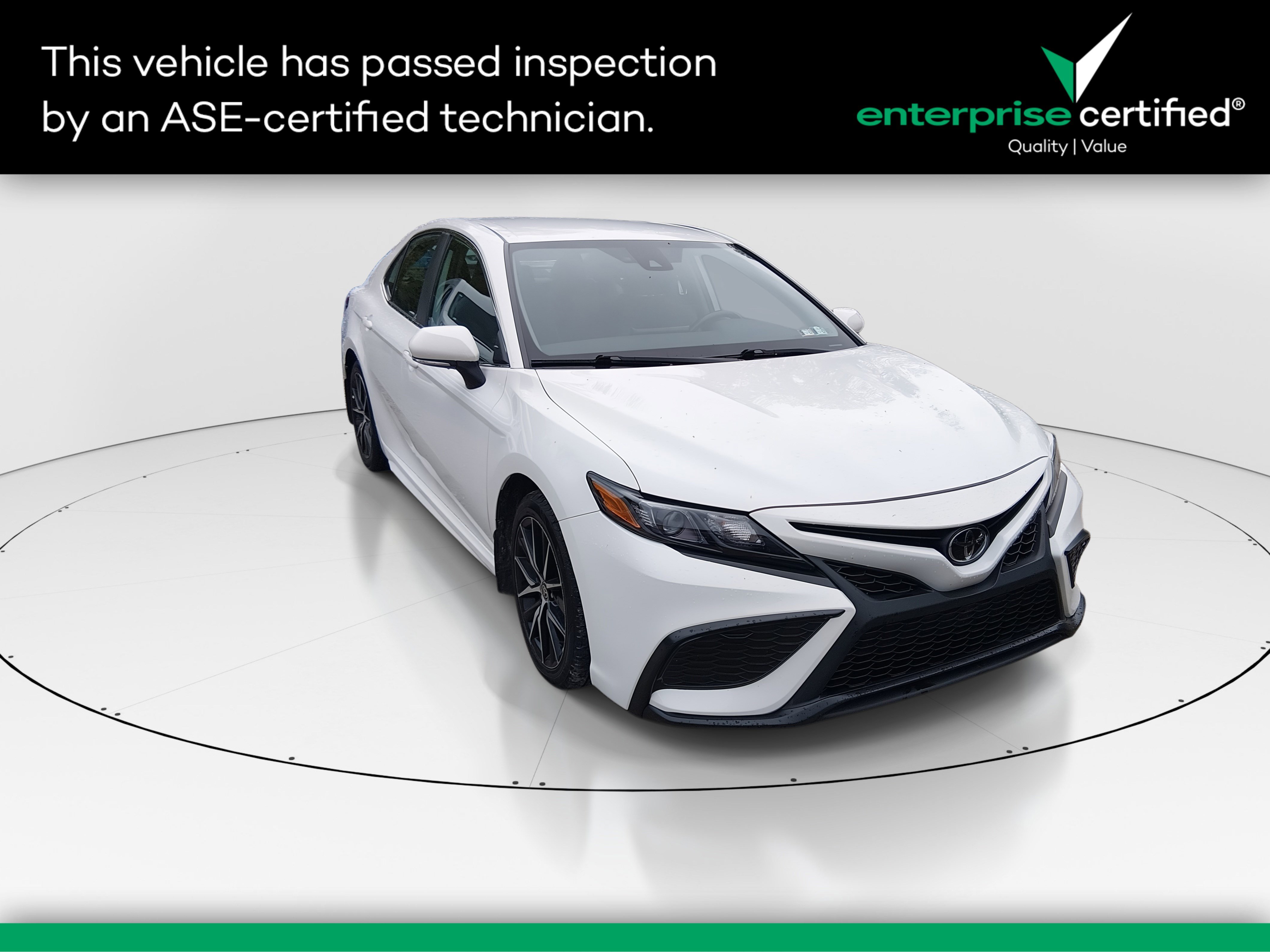 Used 2024 Toyota Camry SE Auto