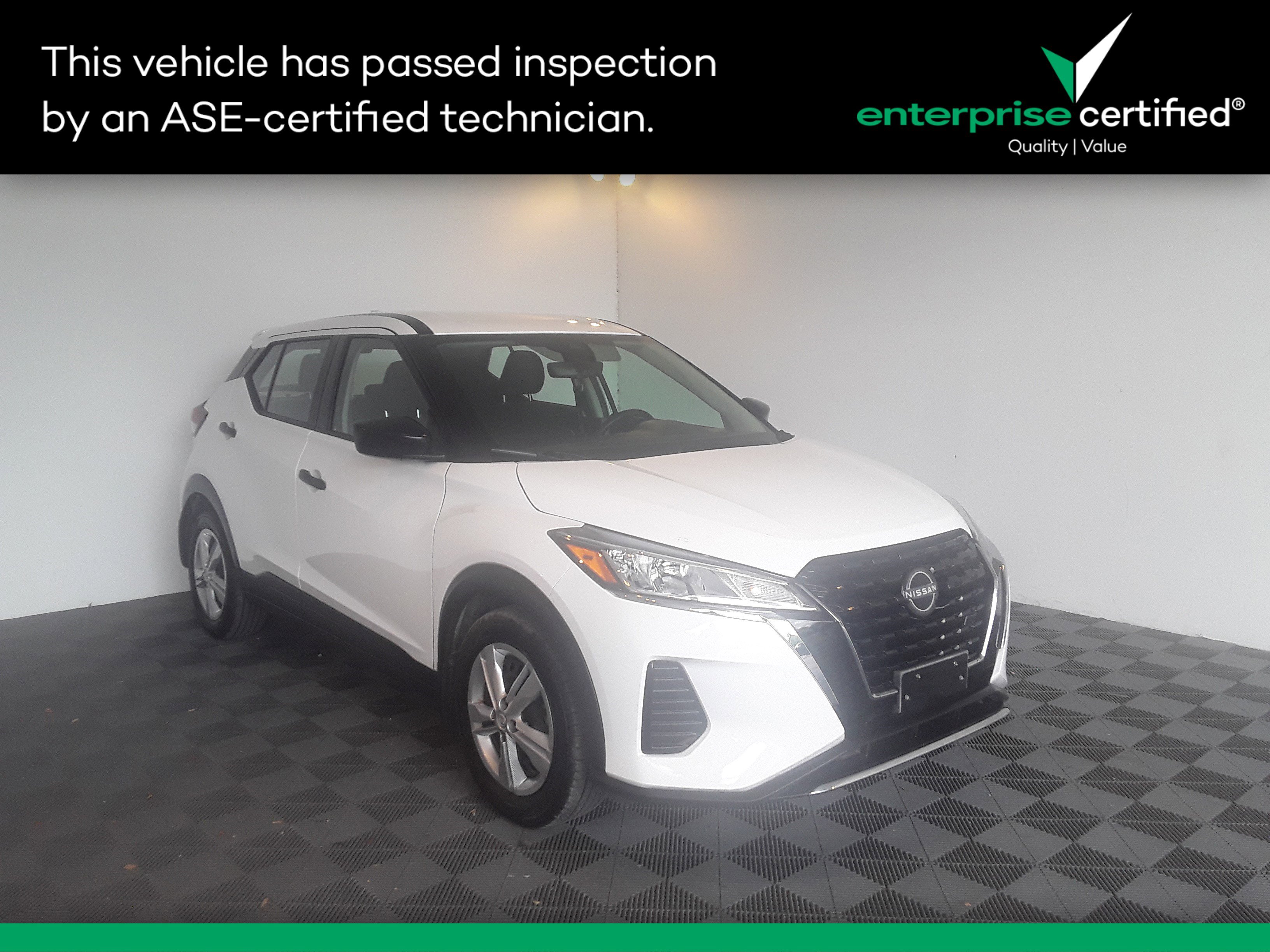 Used 2022 Nissan Kicks S FWD