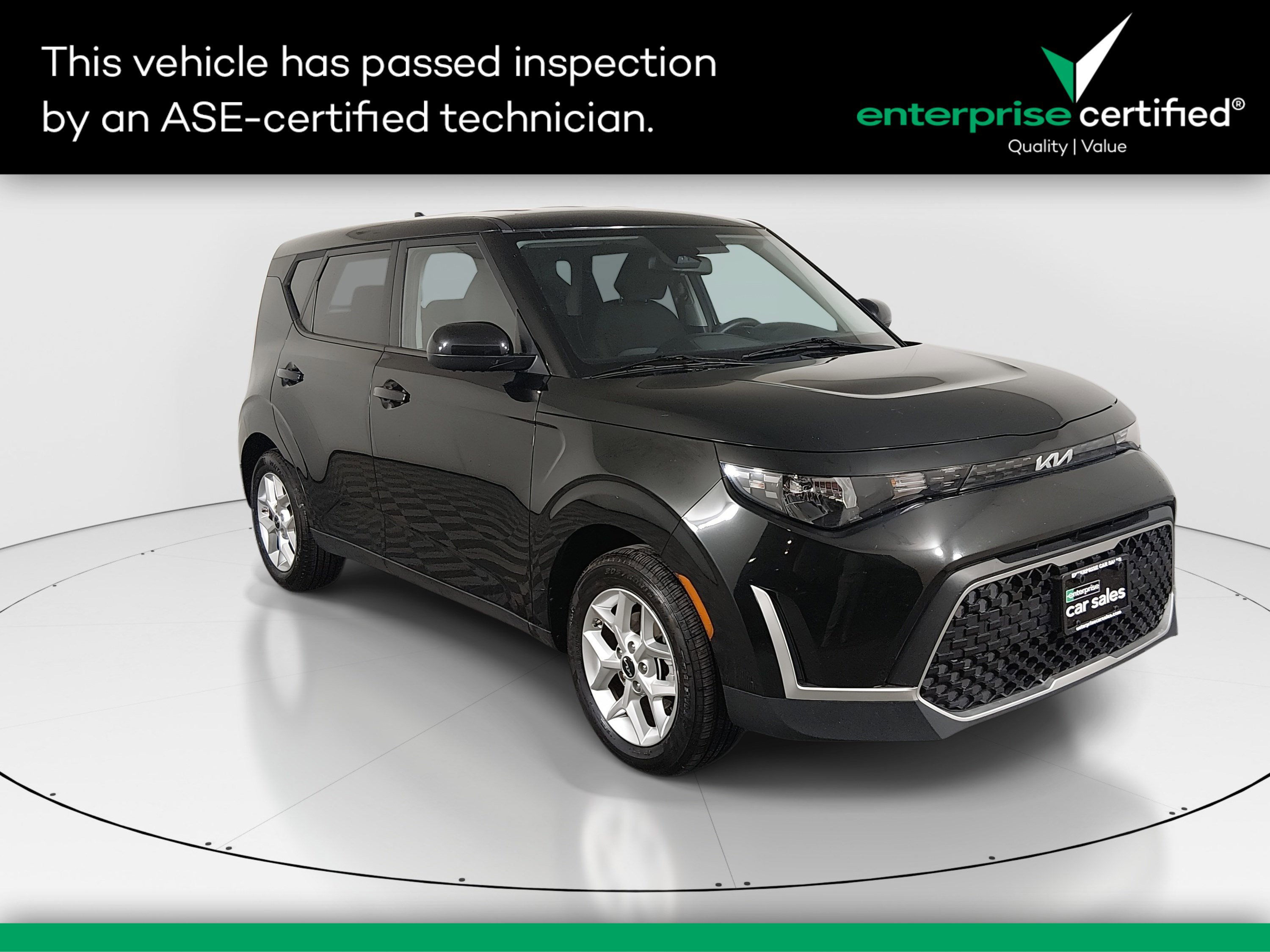 2024 Kia Soul LX's photo