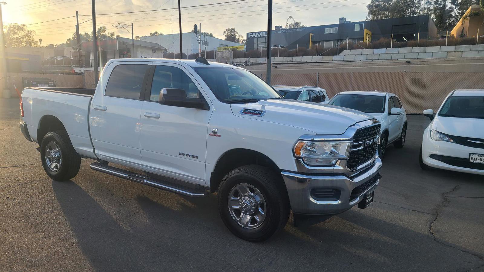 2022 Ram 2500 Big Horn 4x4 Crew Cab 6'4