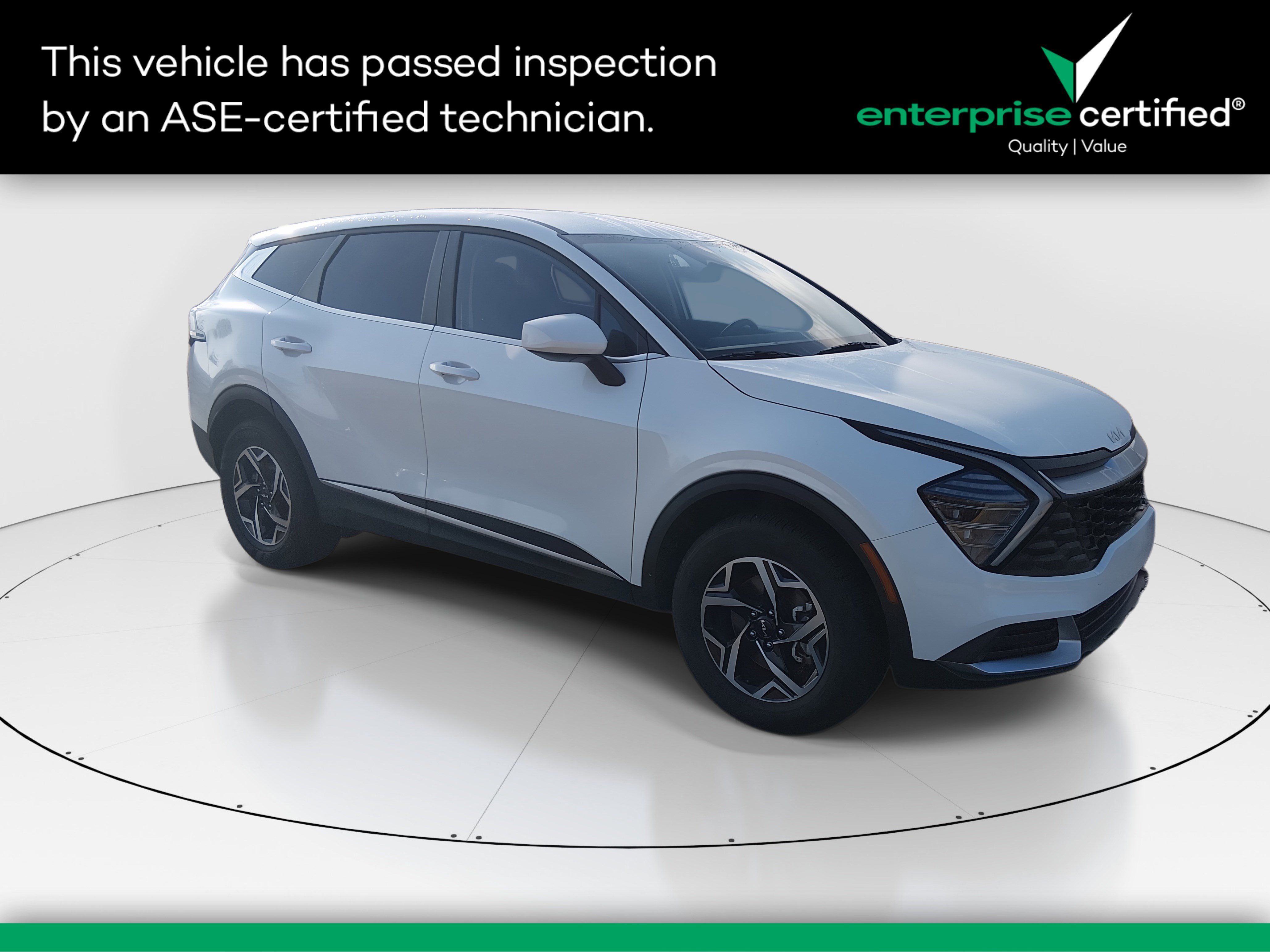 2024 Kia Sportage LX's photo