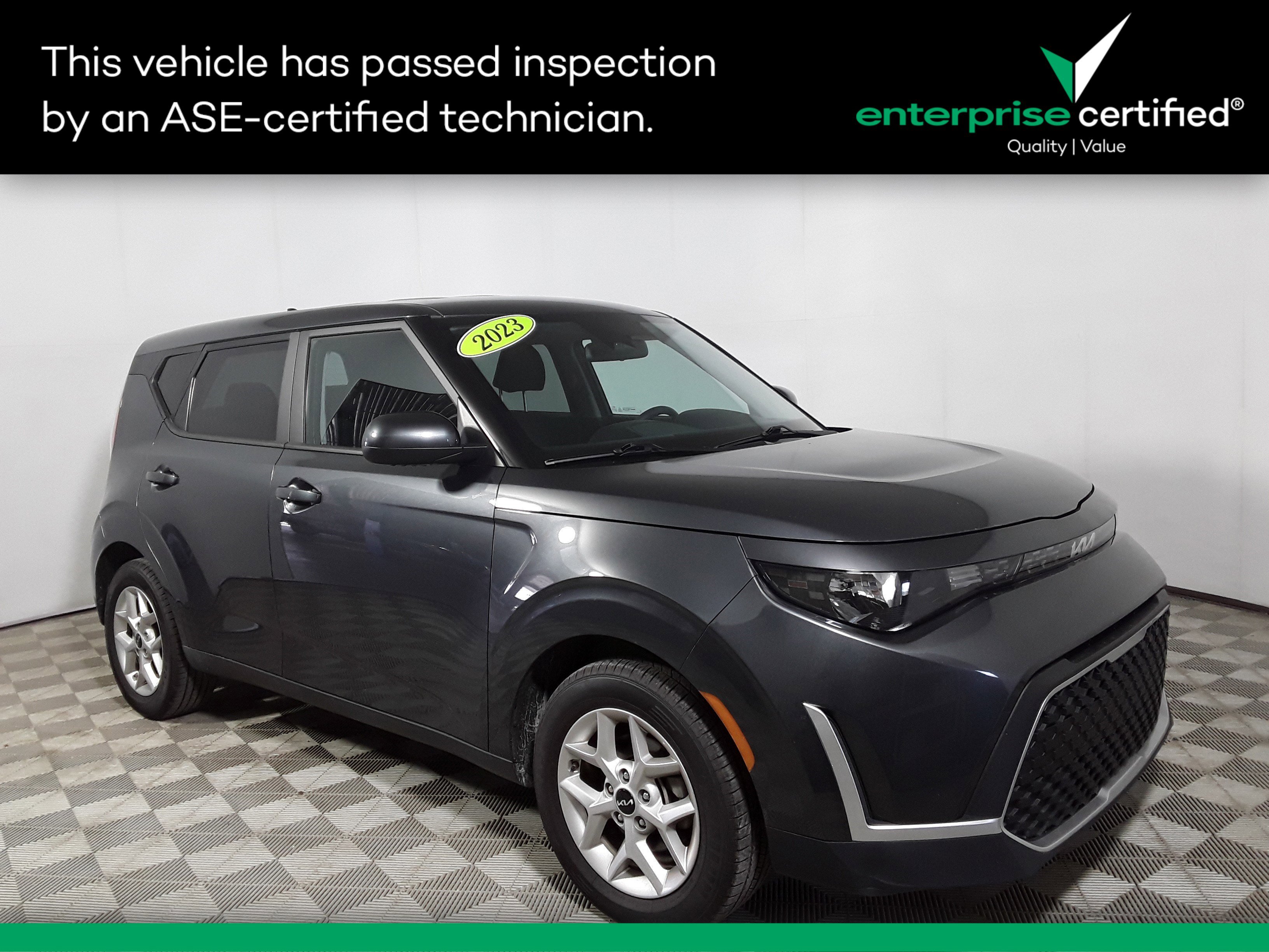 Used 2023 Kia Soul LX IVT