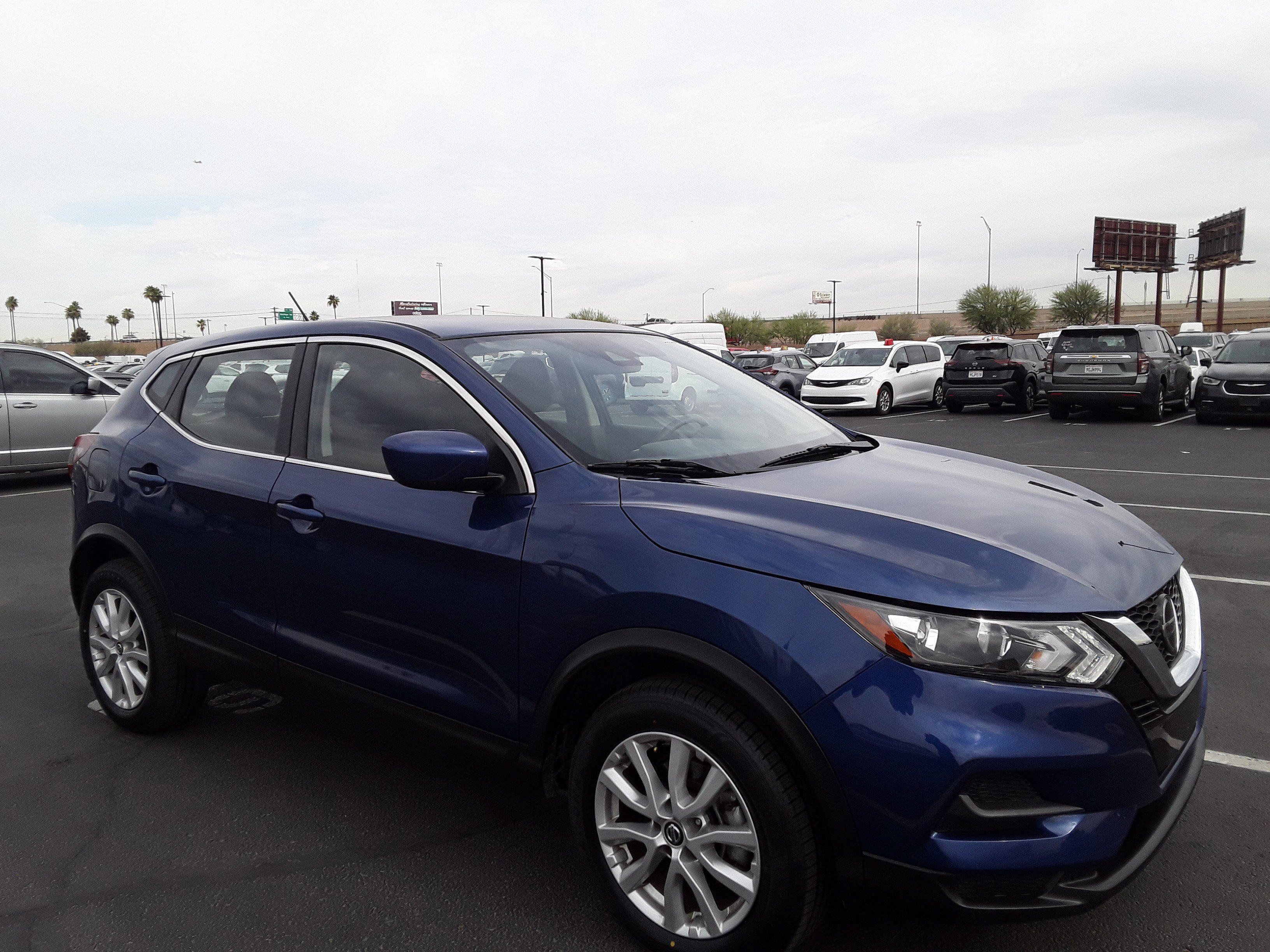 2022 Nissan Rogue Sport FWD S