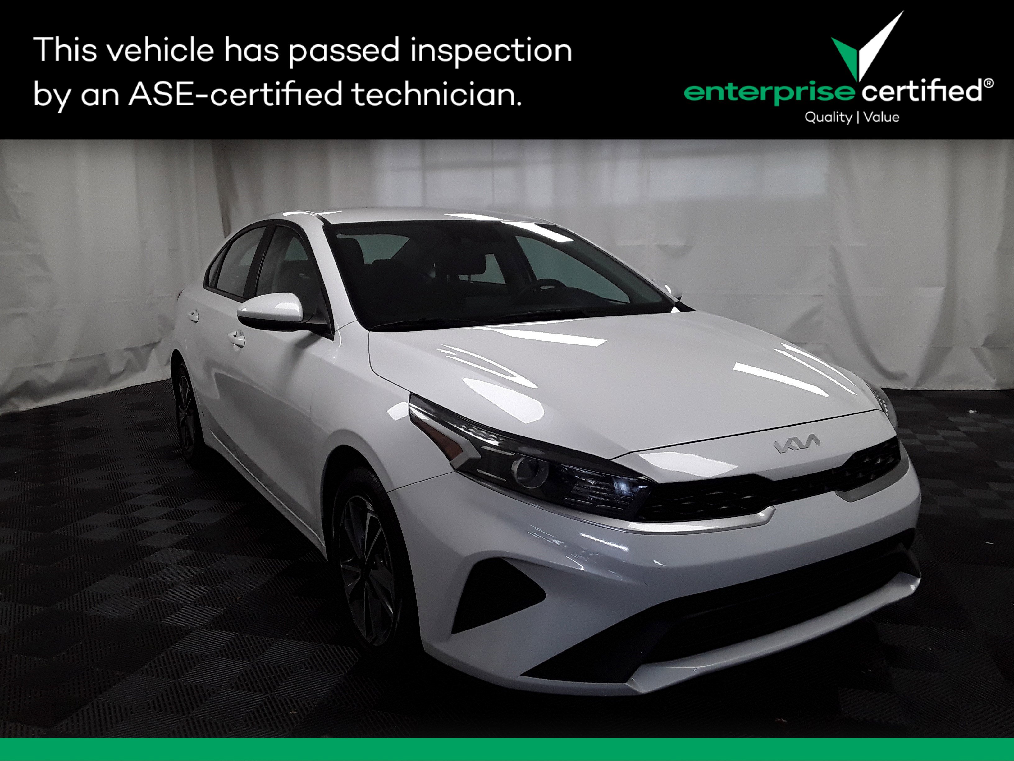 Used 2023 Kia Forte LXS IVT