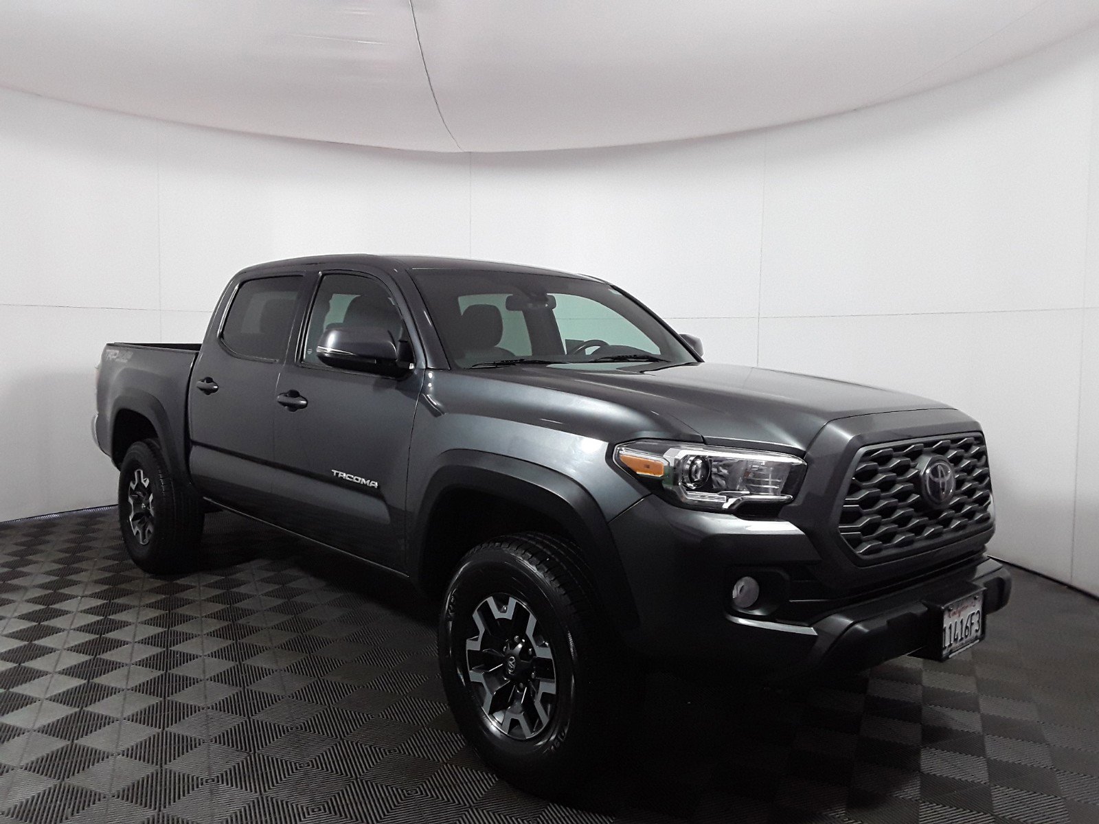 2022 Toyota Tacoma 4WD TRD Off Road Double Cab 5' Bed V6 AT