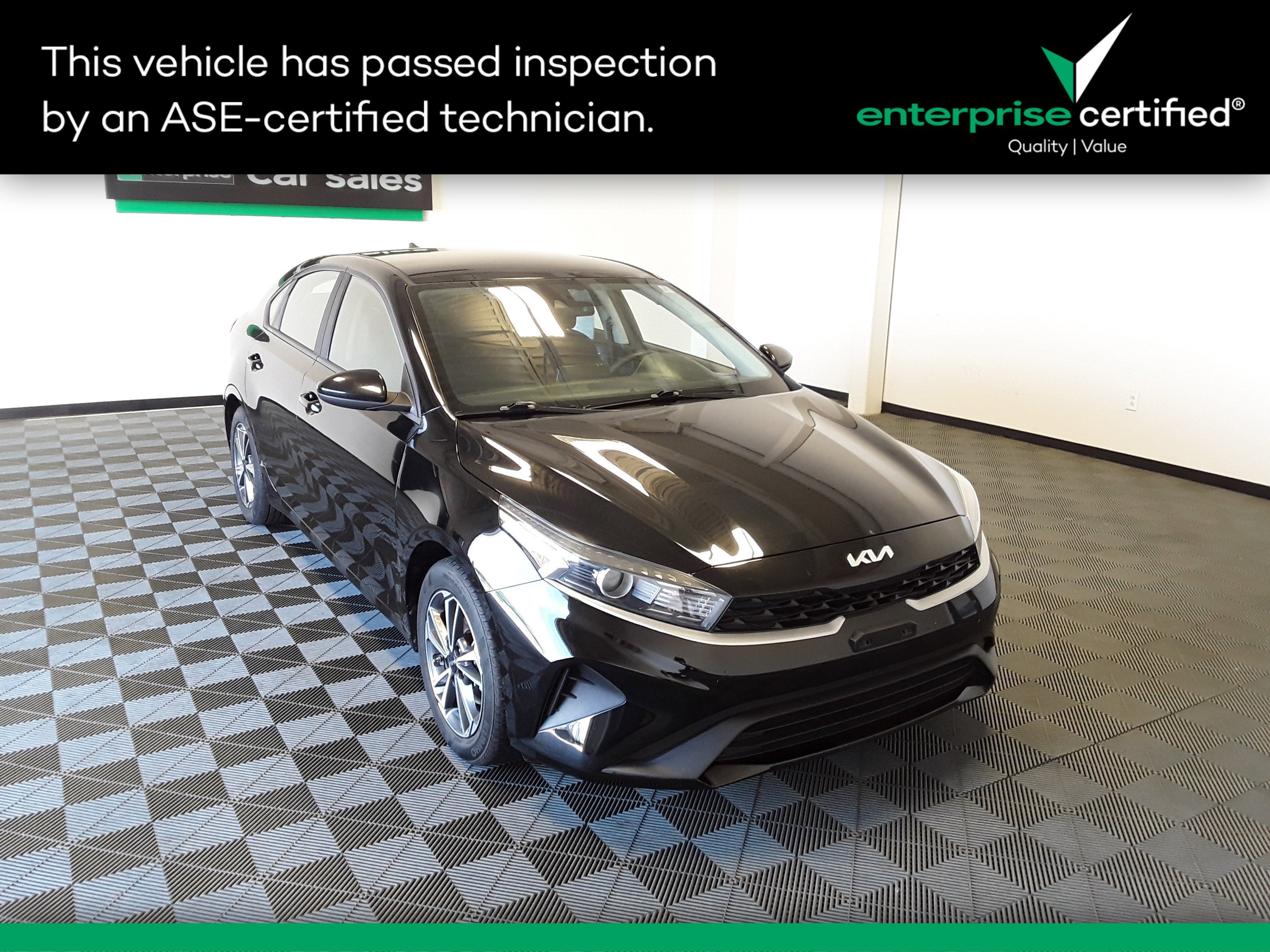 2023 Kia Forte LXS IVT
