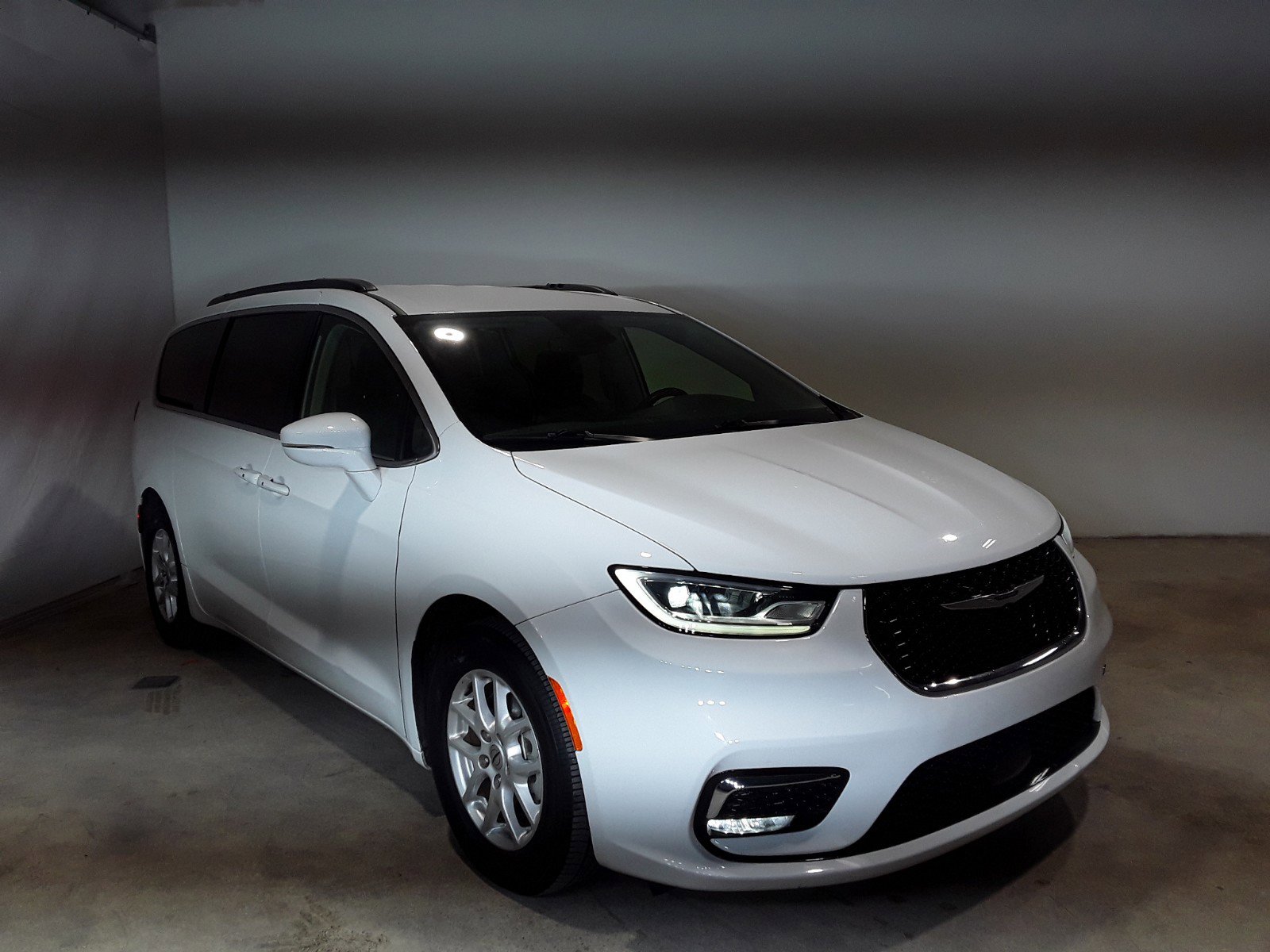 2022 Chrysler Pacifica Touring L FWD