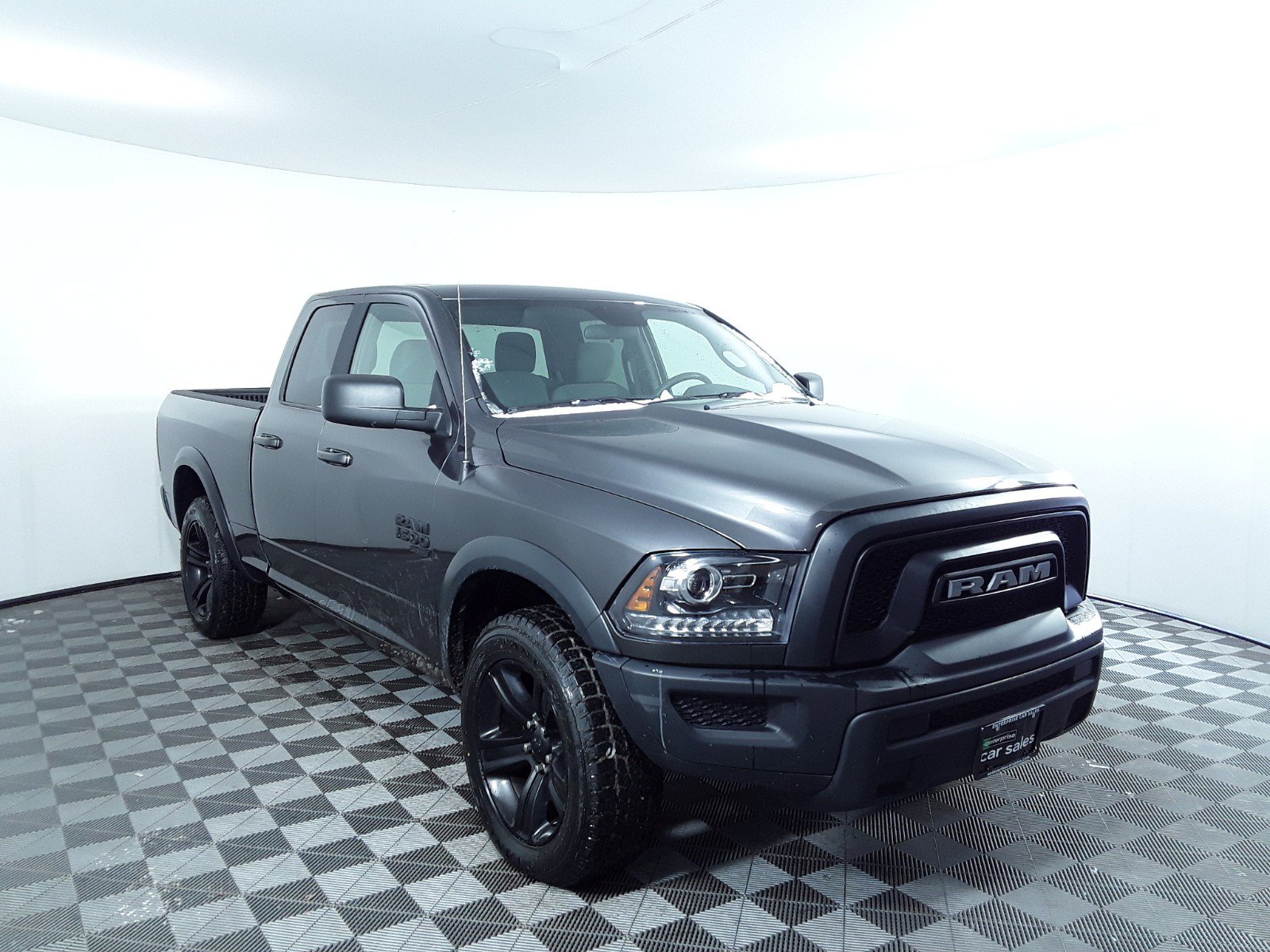 2022 Ram 1500 Classic SLT 4x4 Quad Cab 6'4