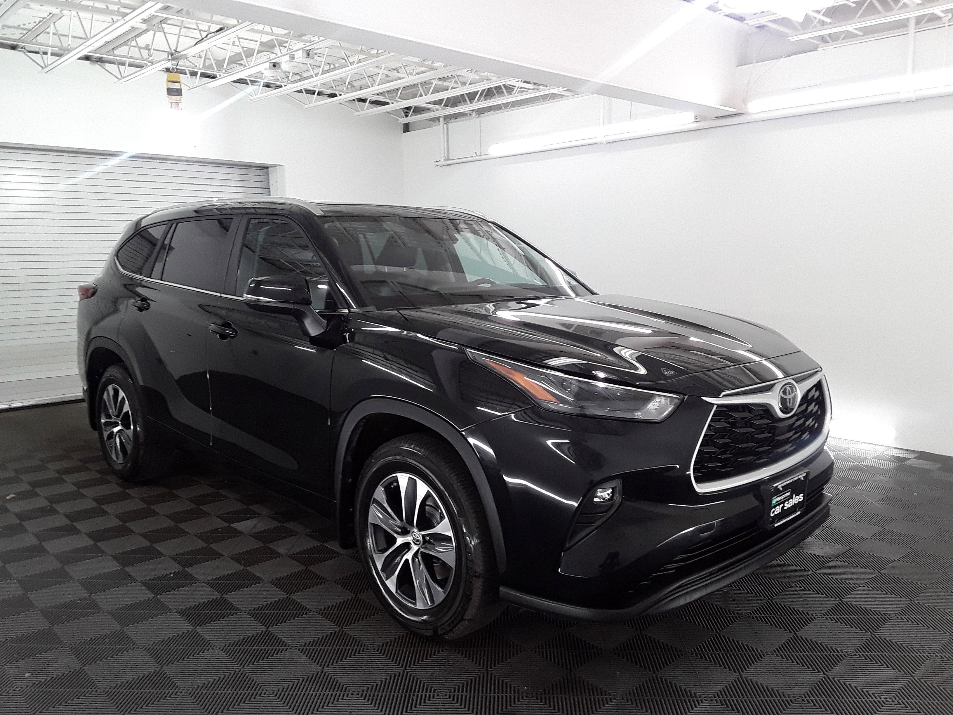 2023 Toyota Highlander XLE AWD