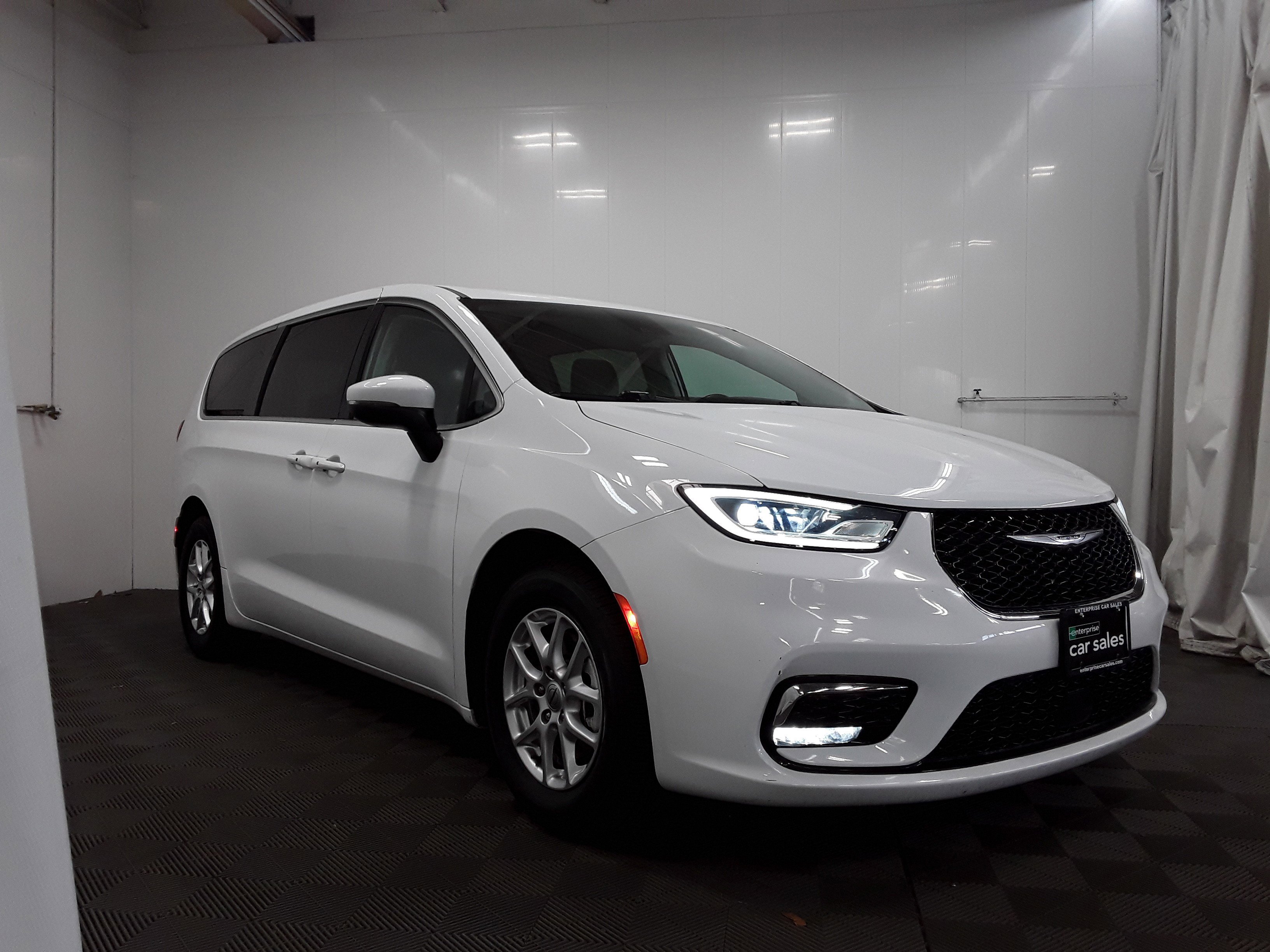 2023 Chrysler Pacifica Touring L FWD