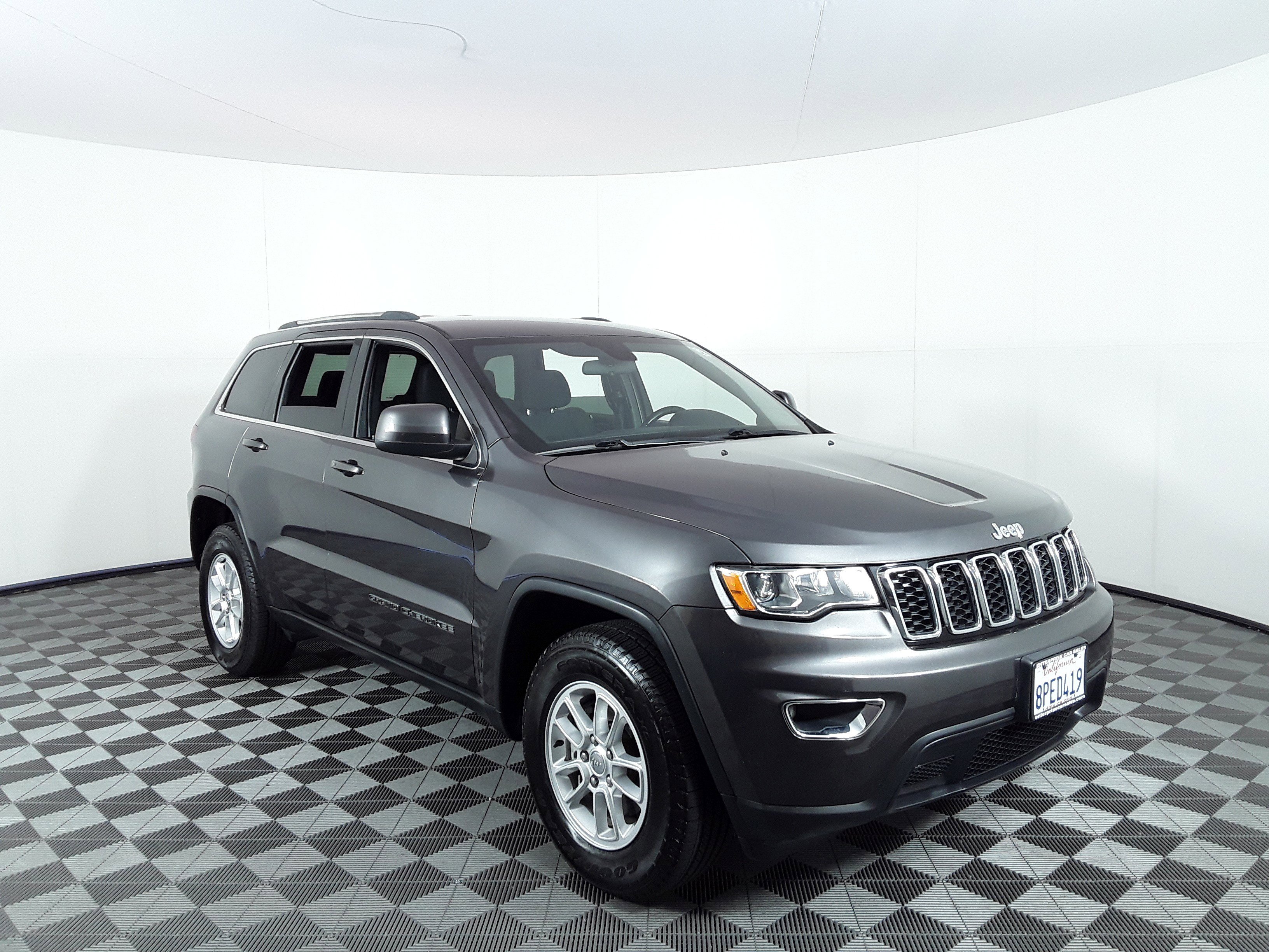 2020 Jeep Grand Cherokee Laredo E 4x2