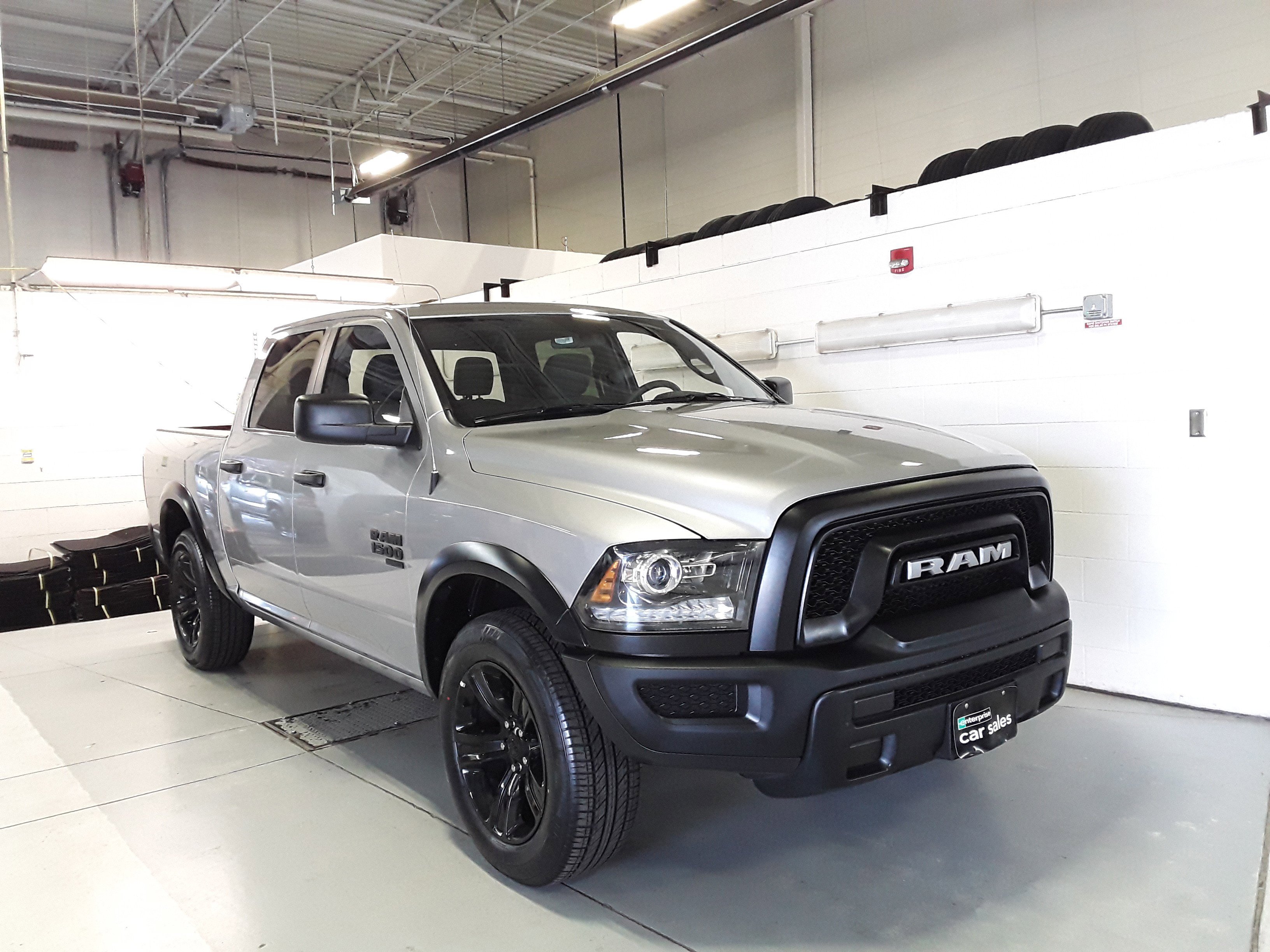 2024 Ram 1500 Classic Warlock 4x4 Crew Cab 5'7