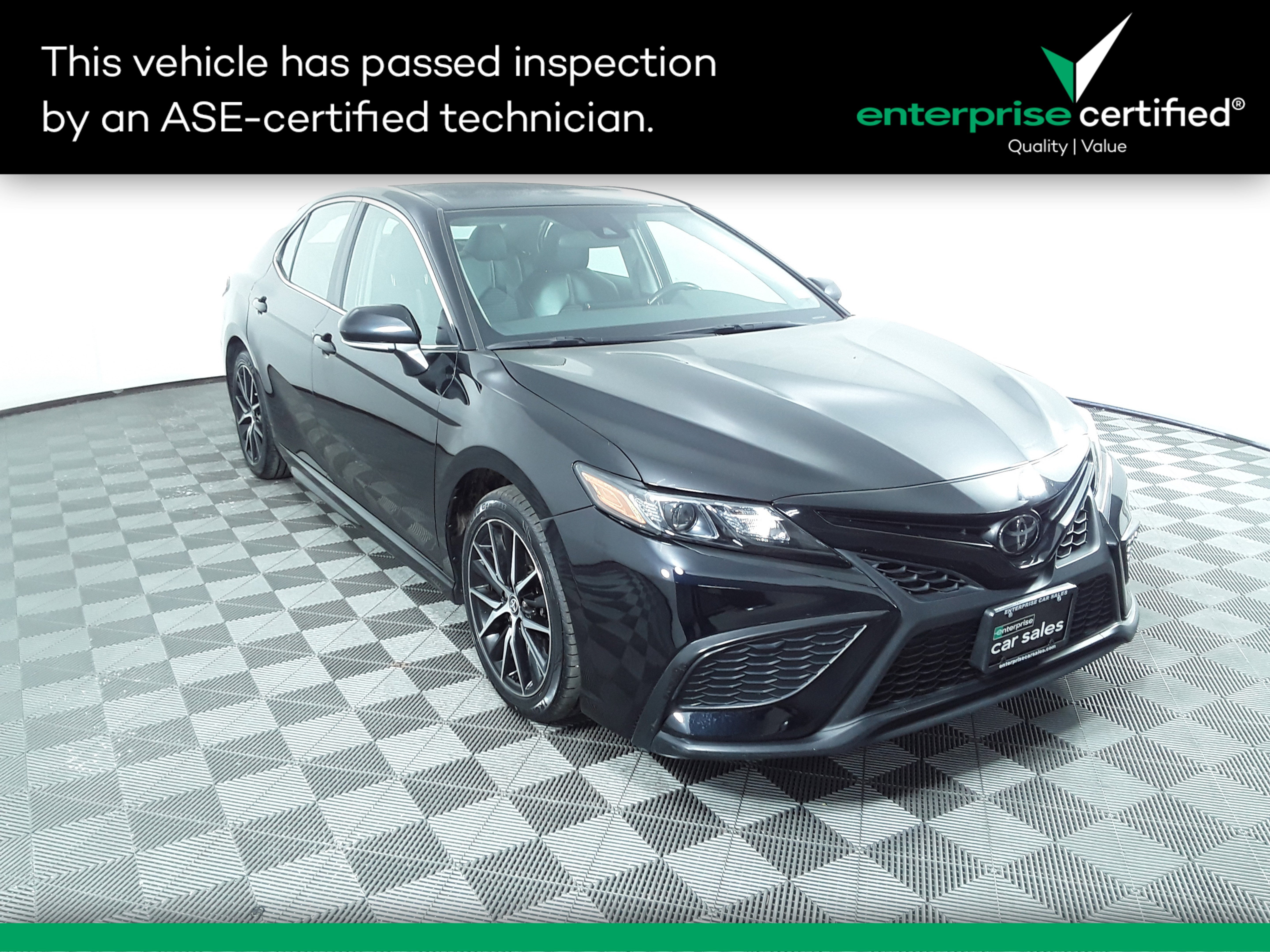 2023 Toyota Camry SE Auto