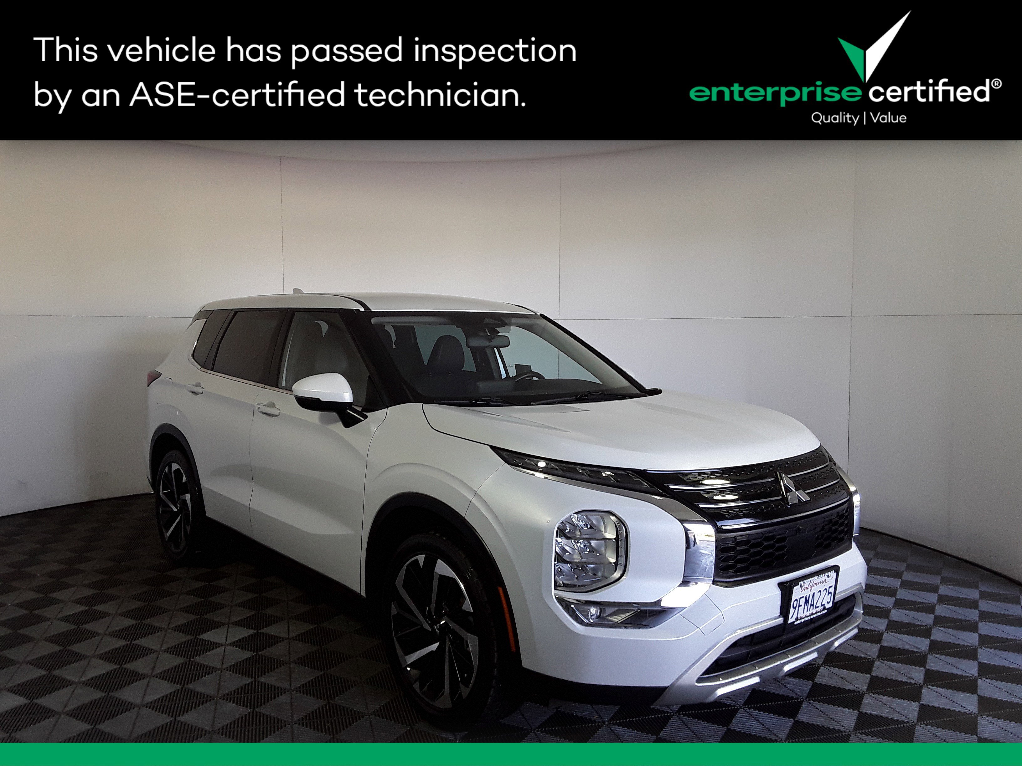 2023 Mitsubishi Outlander SE Special Edition FWD