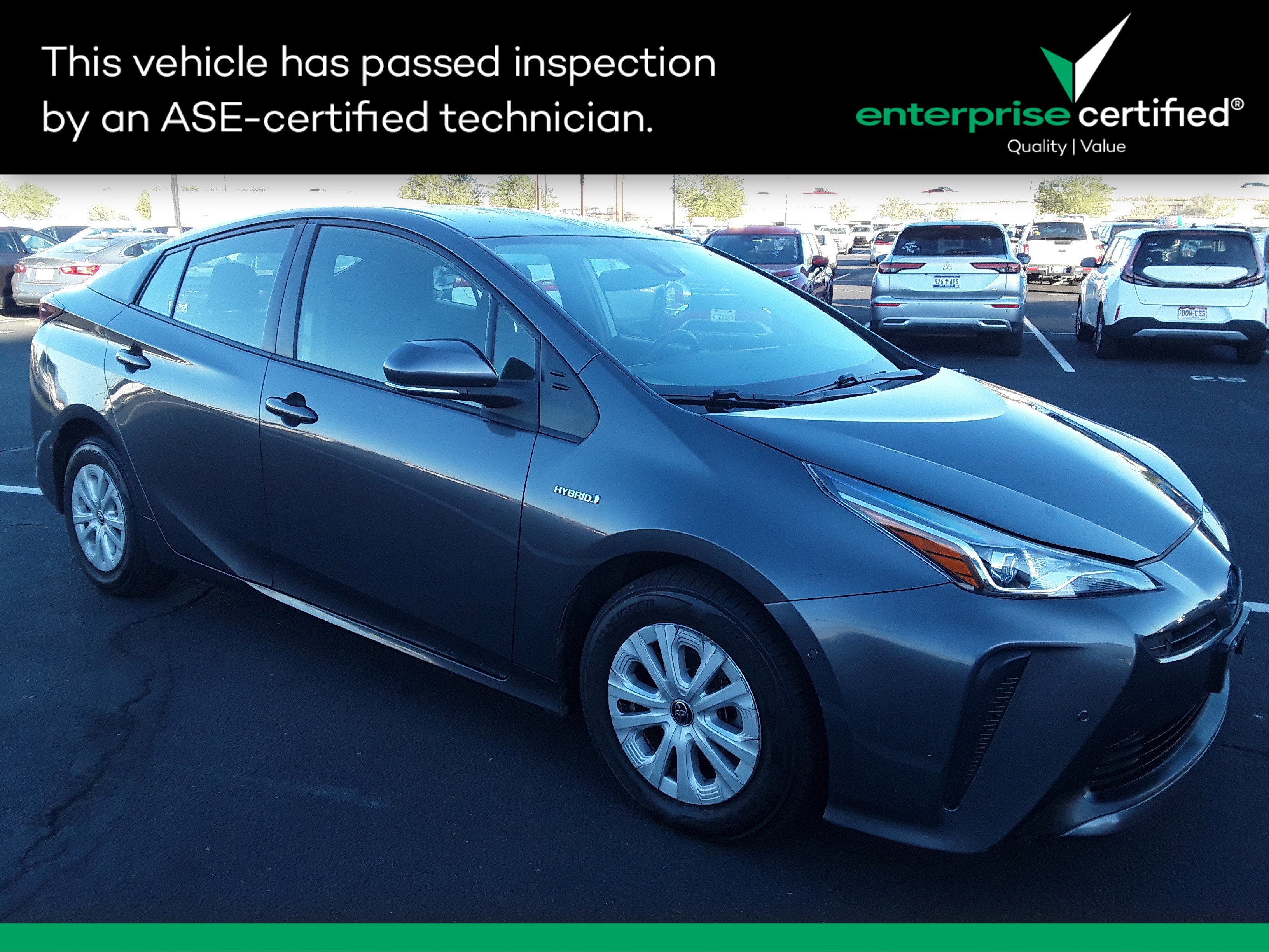 2022 Toyota Prius LE