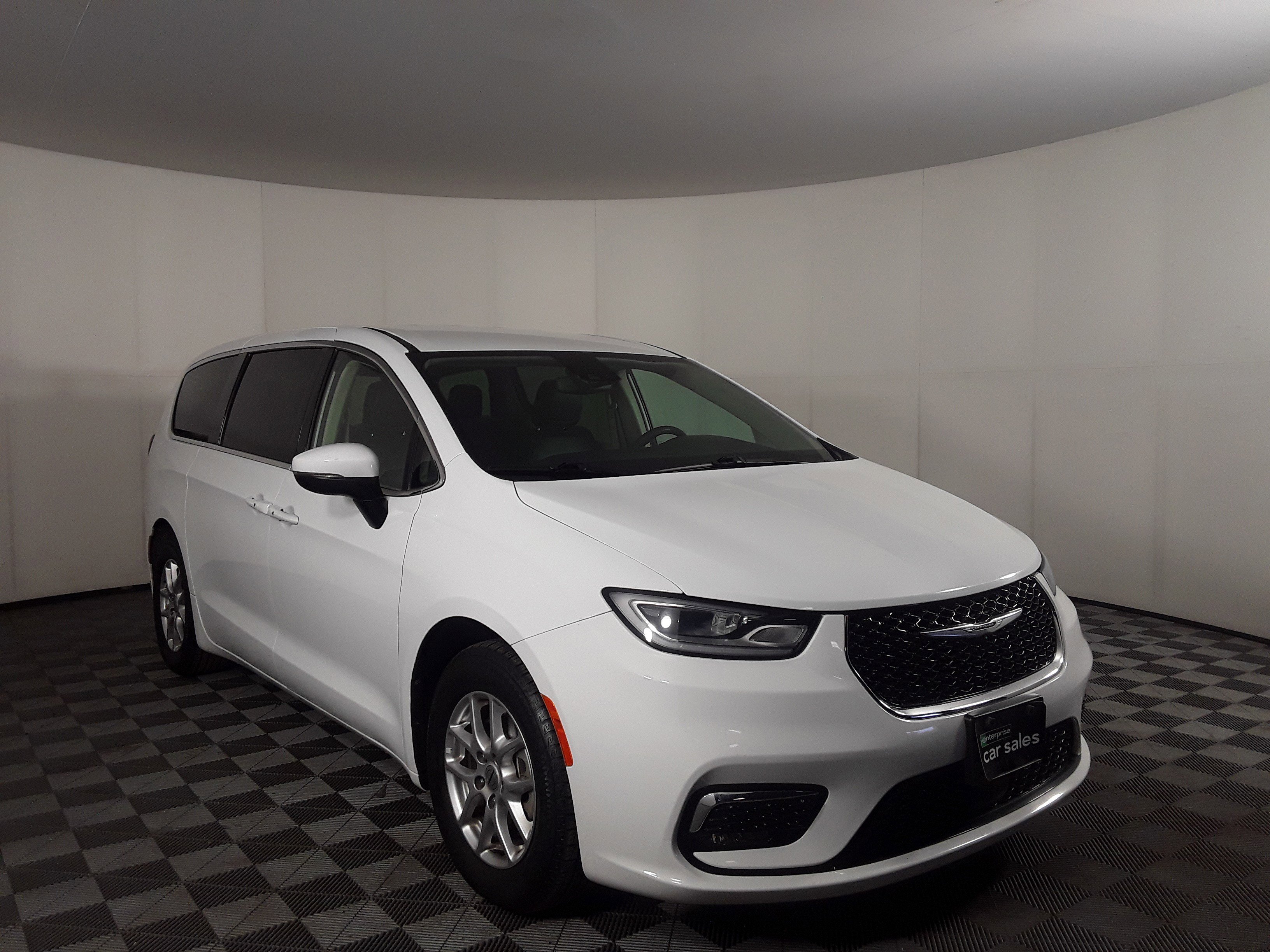 2023 Chrysler Pacifica Touring L FWD