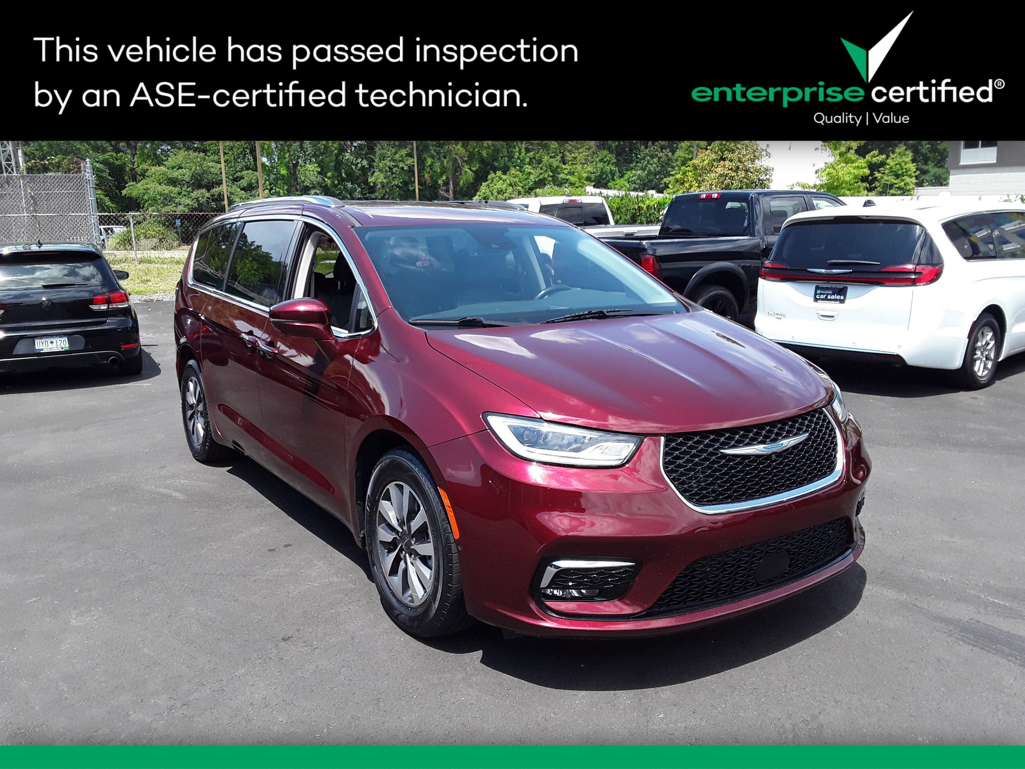 Used 2021 Chrysler Pacifica Hybrid Touring L FWD