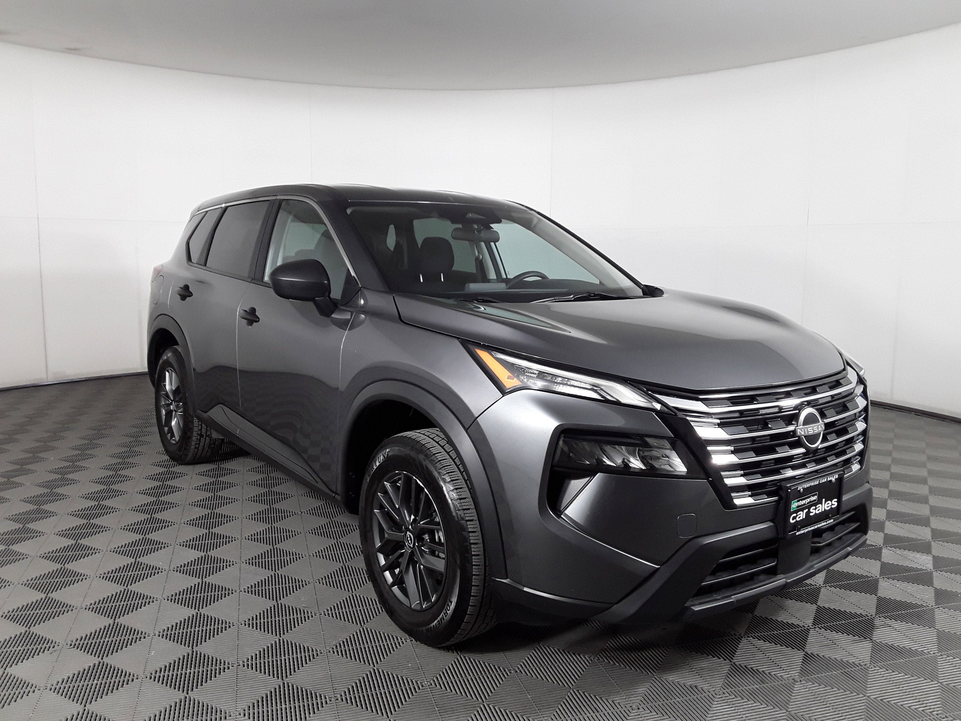 2024 Nissan Rogue FWD S