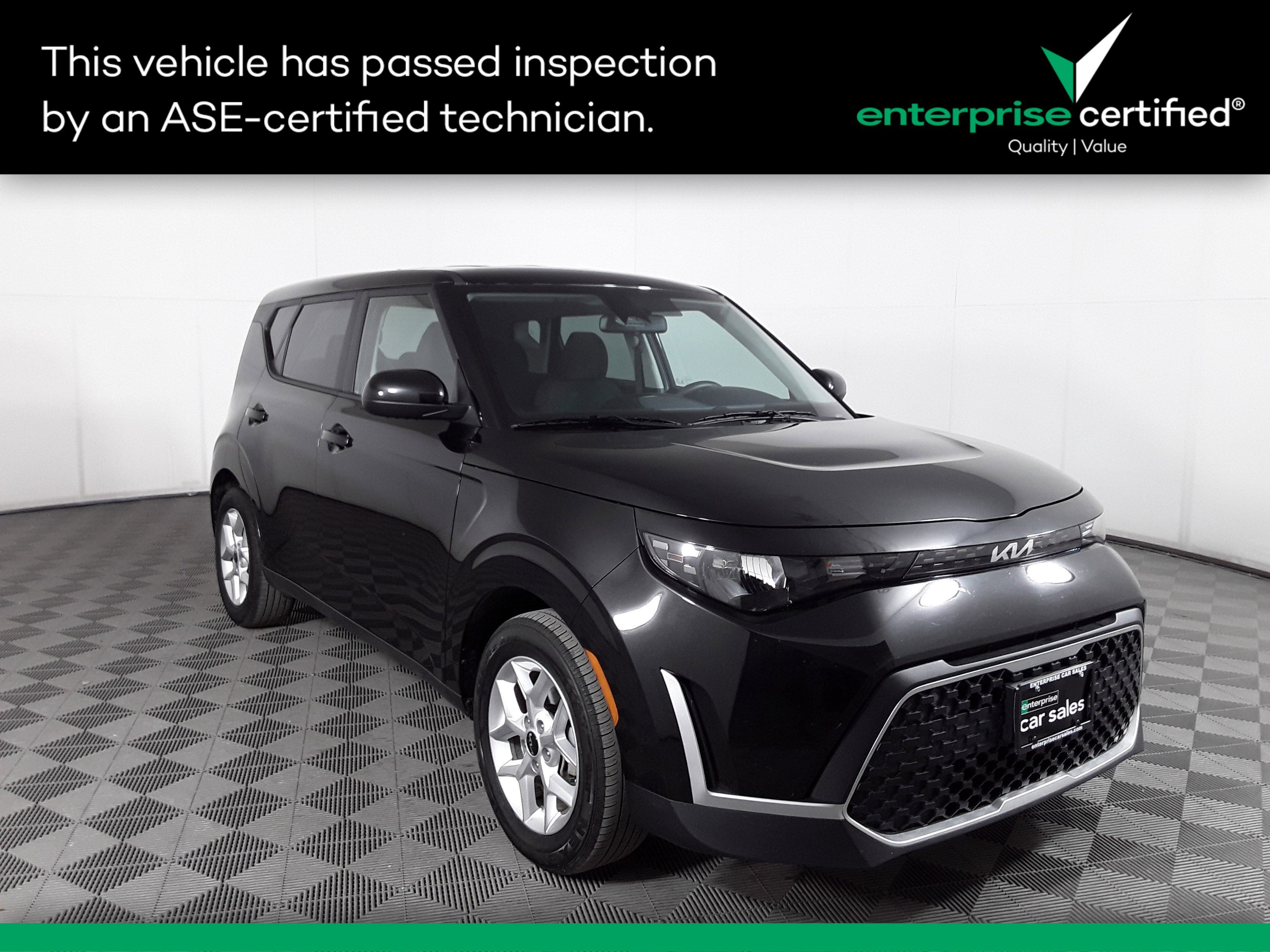 Used 2024 Kia Soul LX IVT