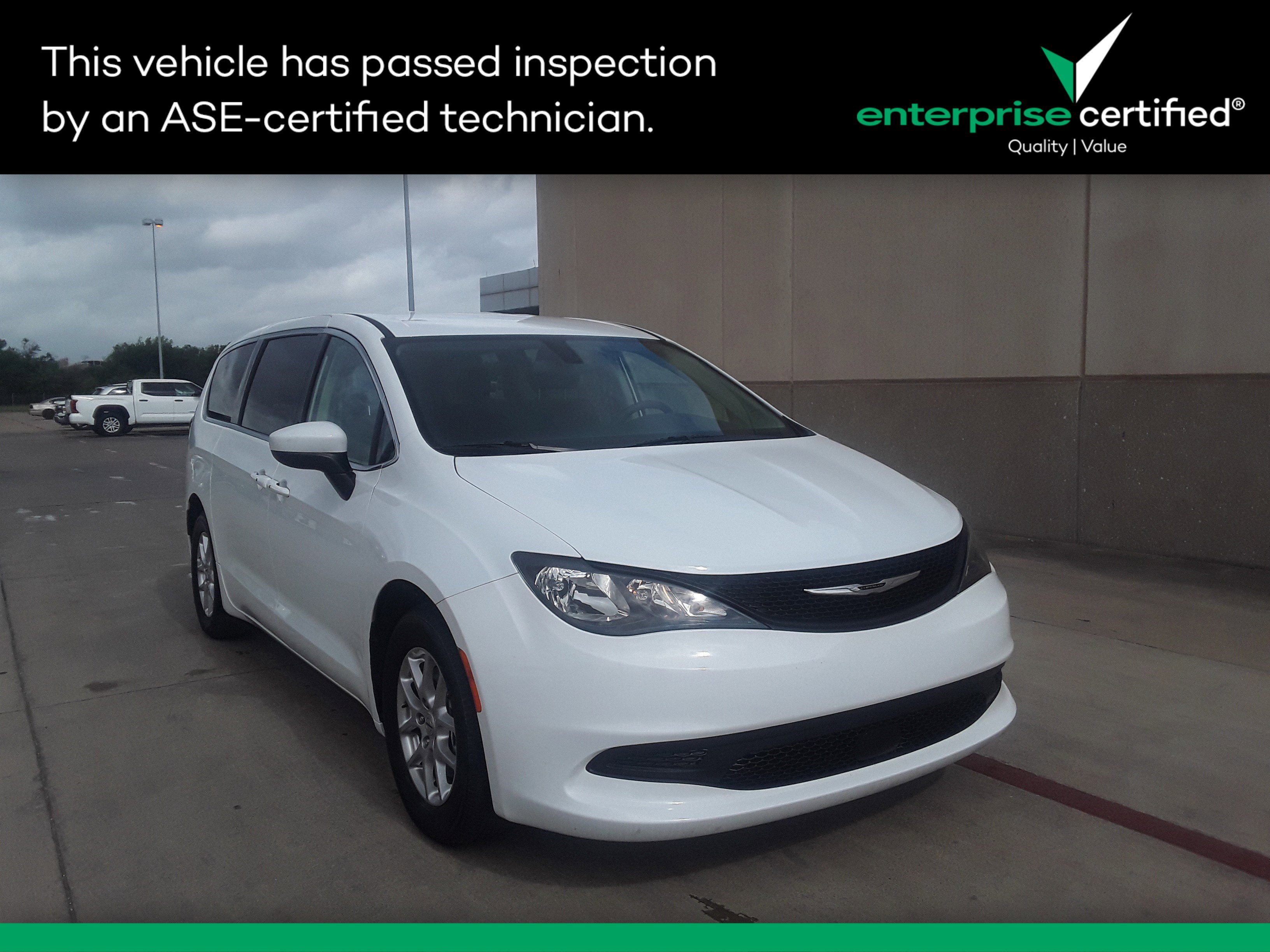 Used 2022 Chrysler Voyager LX FWD