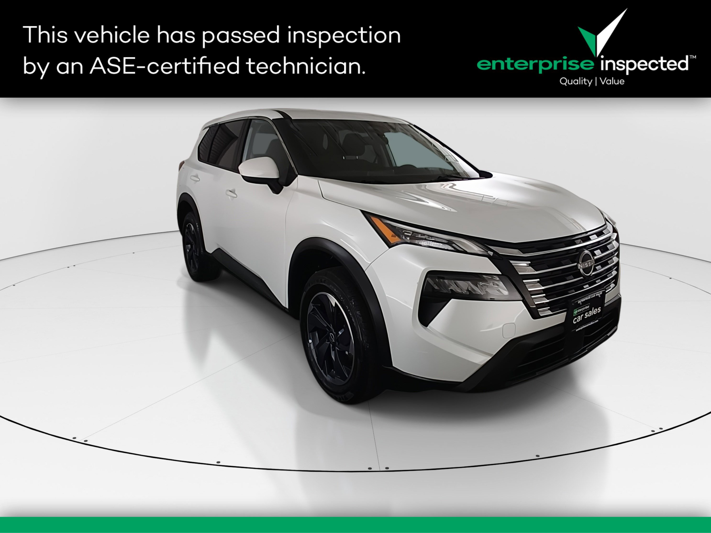 2024 Nissan Rogue SV's photo