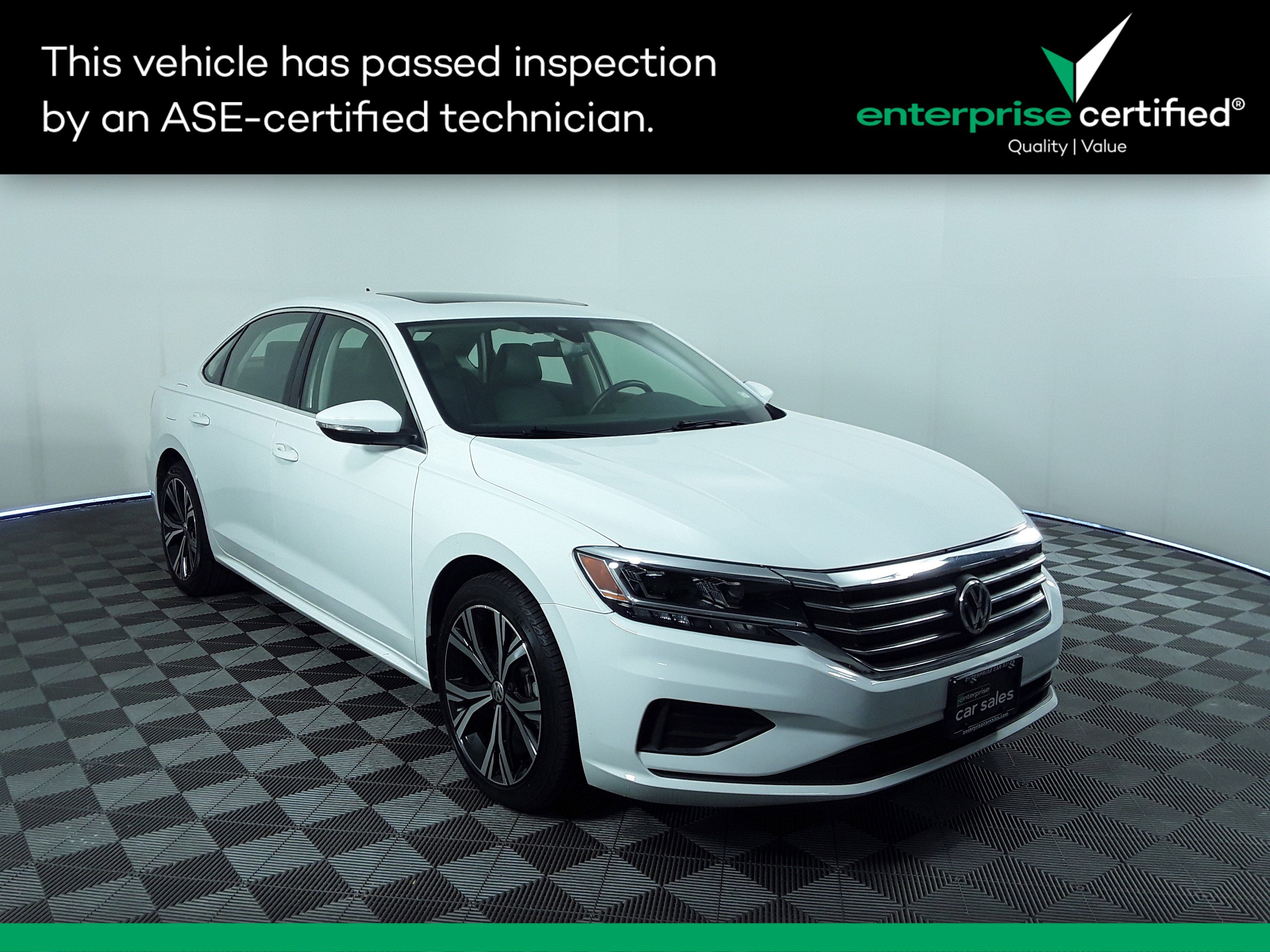 2022 Volkswagen Passat 2.0T SE Auto