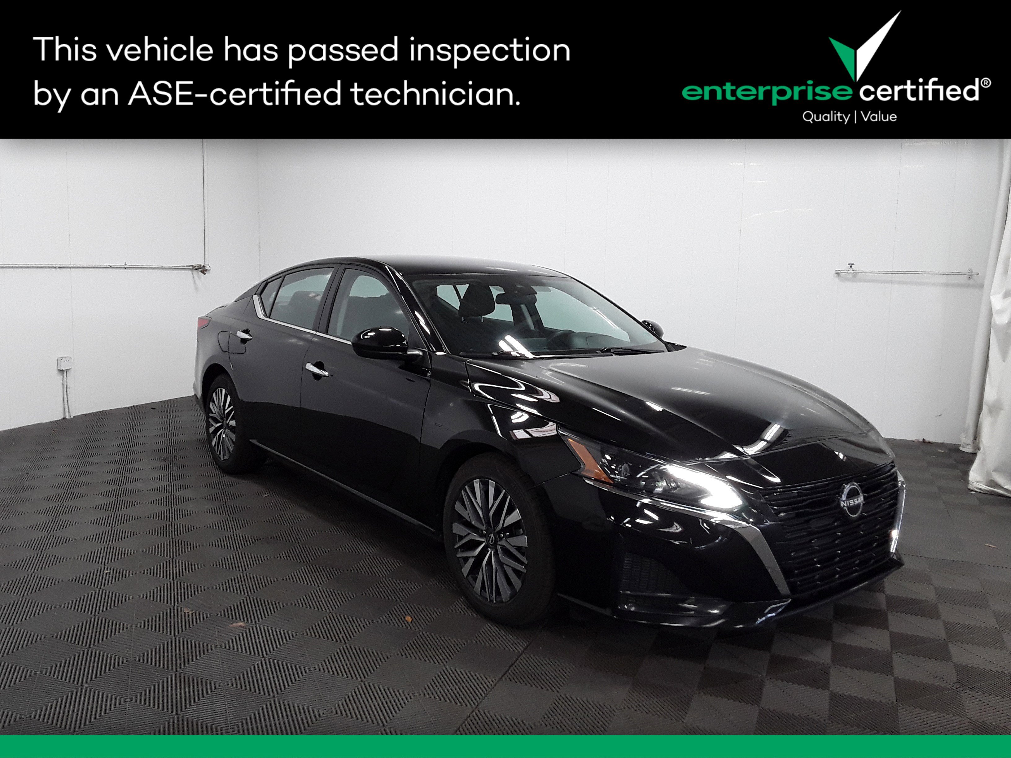 Used 2023 Nissan Altima 2.5 SV Sedan