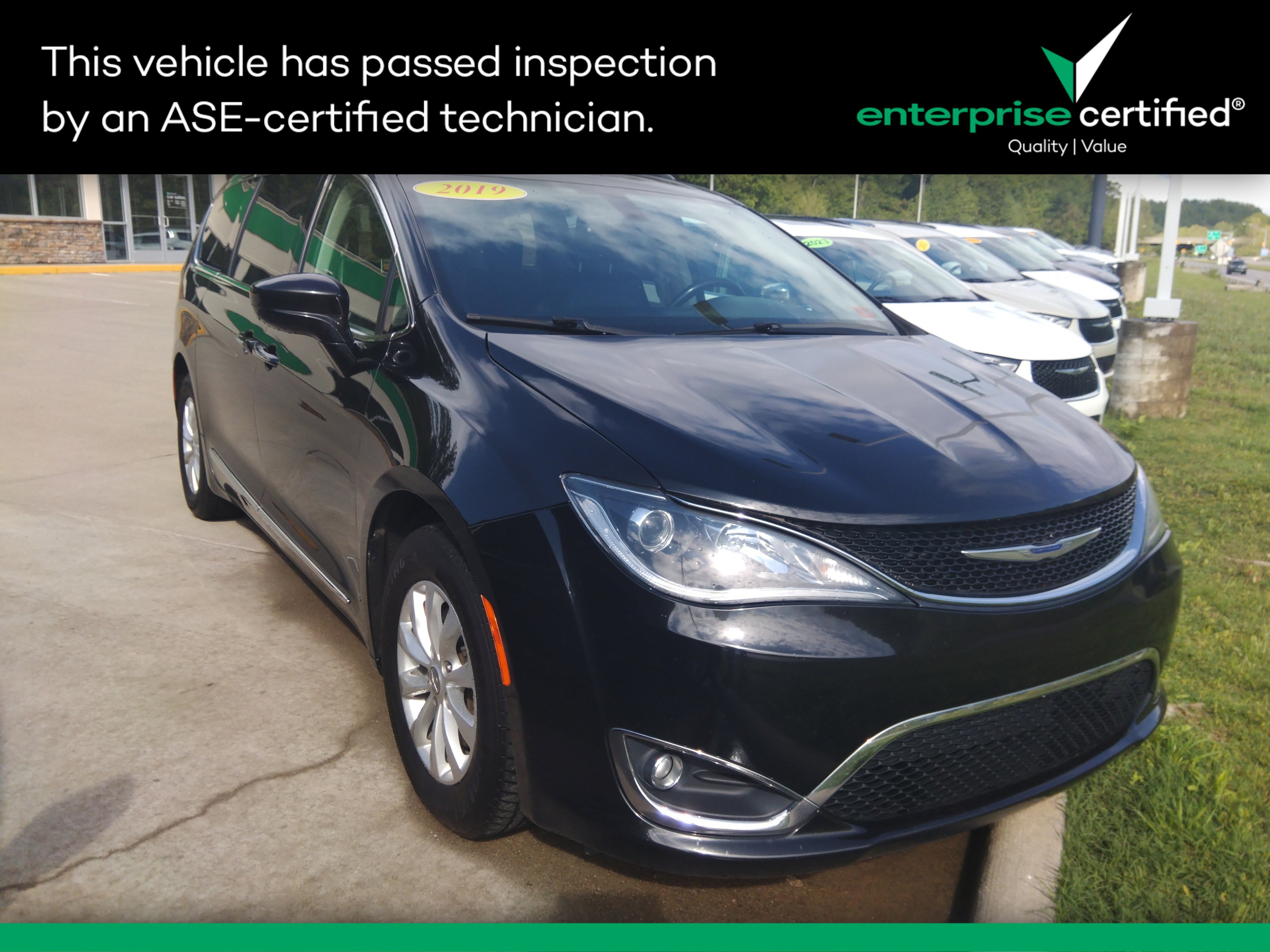 Used 2019 Chrysler Pacifica Touring L FWD
