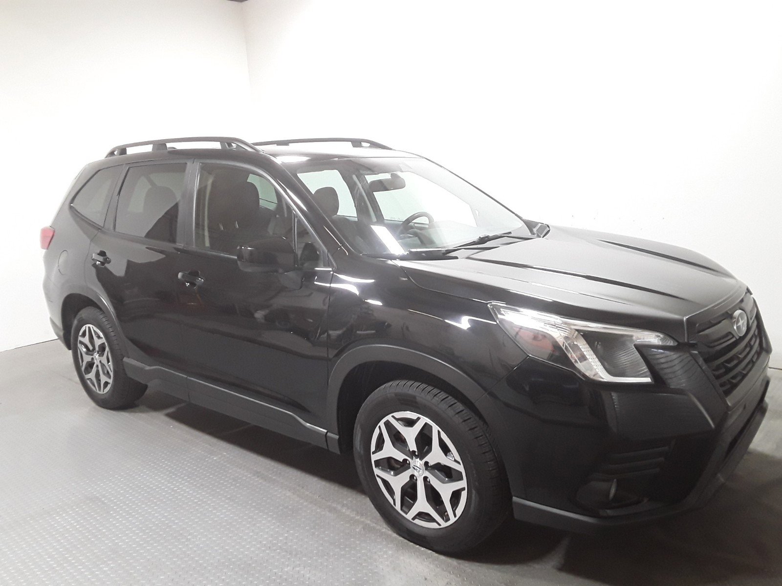 2023 Subaru Forester Premium CVT