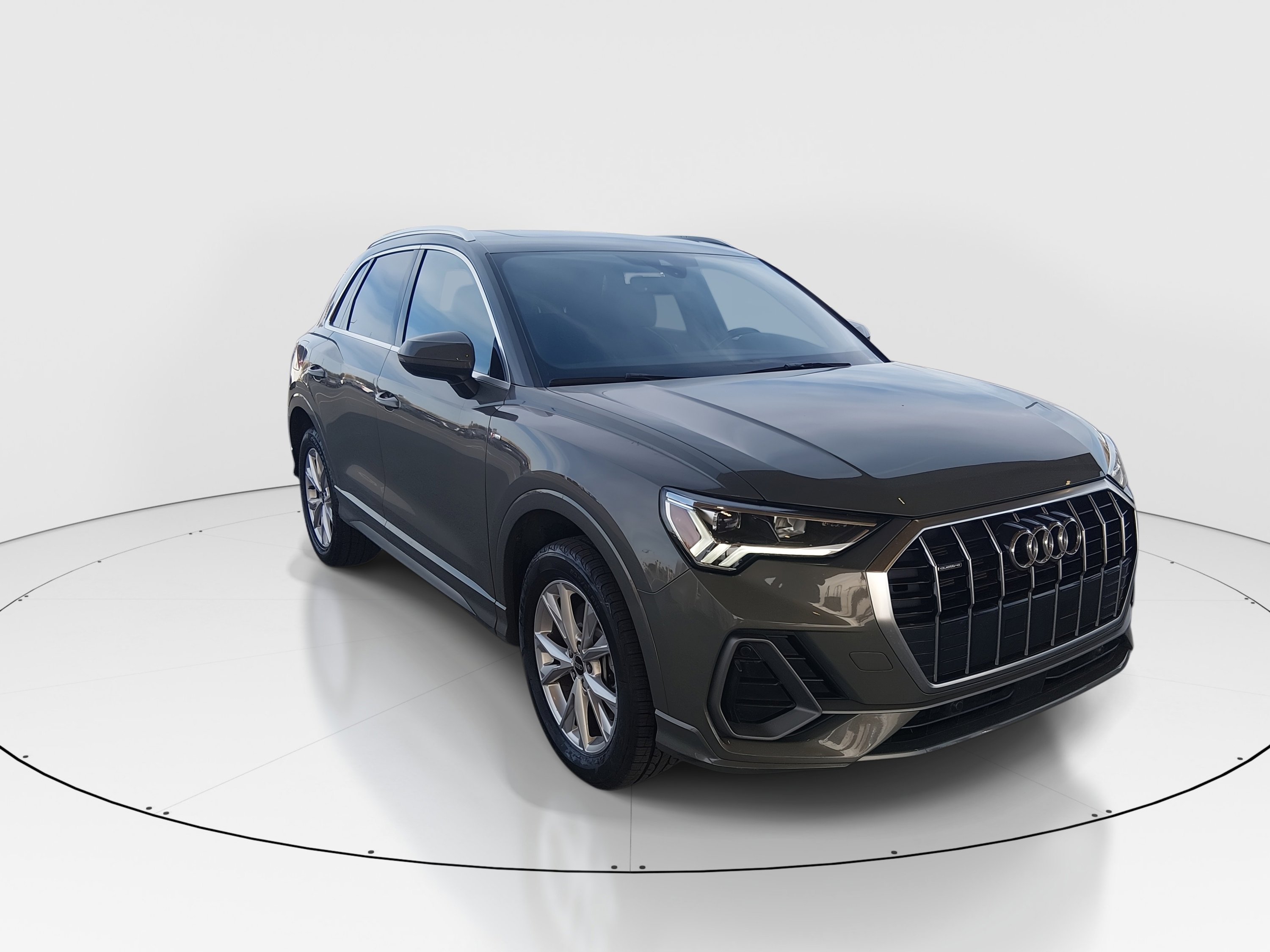 2024 Audi Q3 S Line Premium's photo