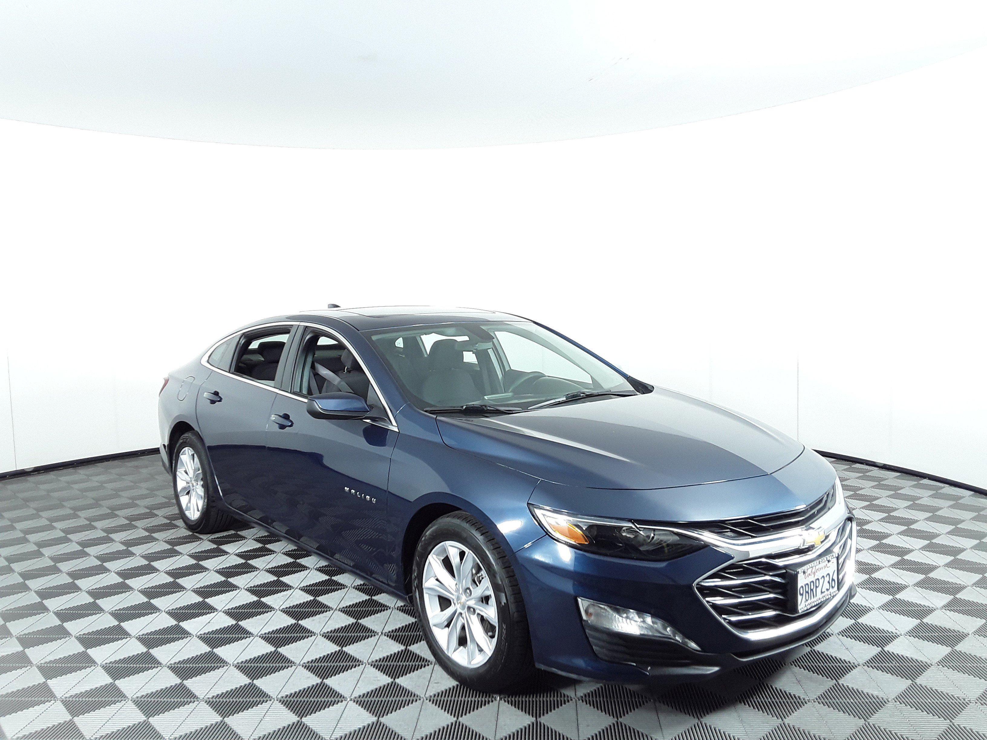 2022 Chevrolet Malibu 4dr Sdn LT
