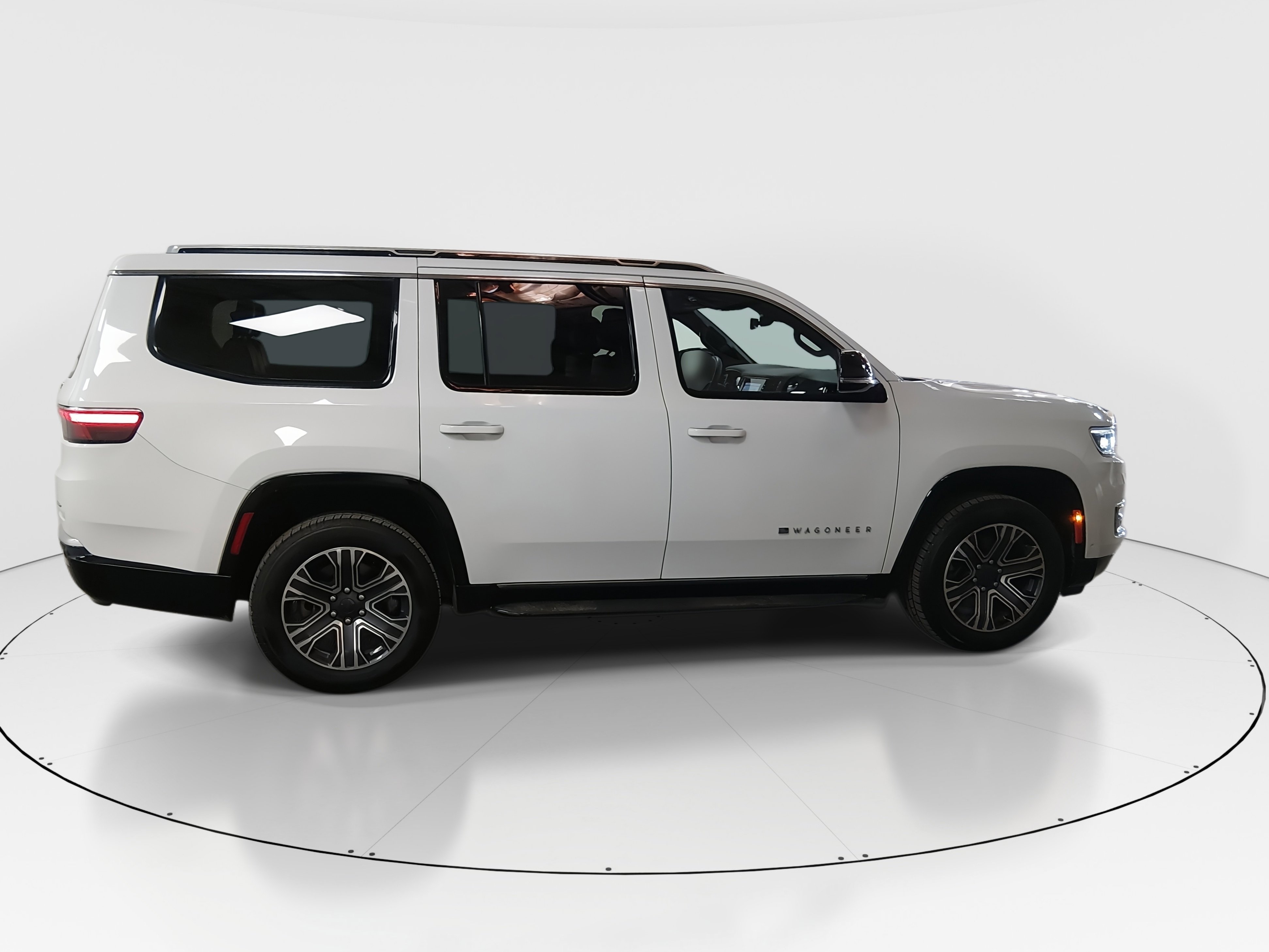2024 Jeep Wagoneer Series II - Photo 8