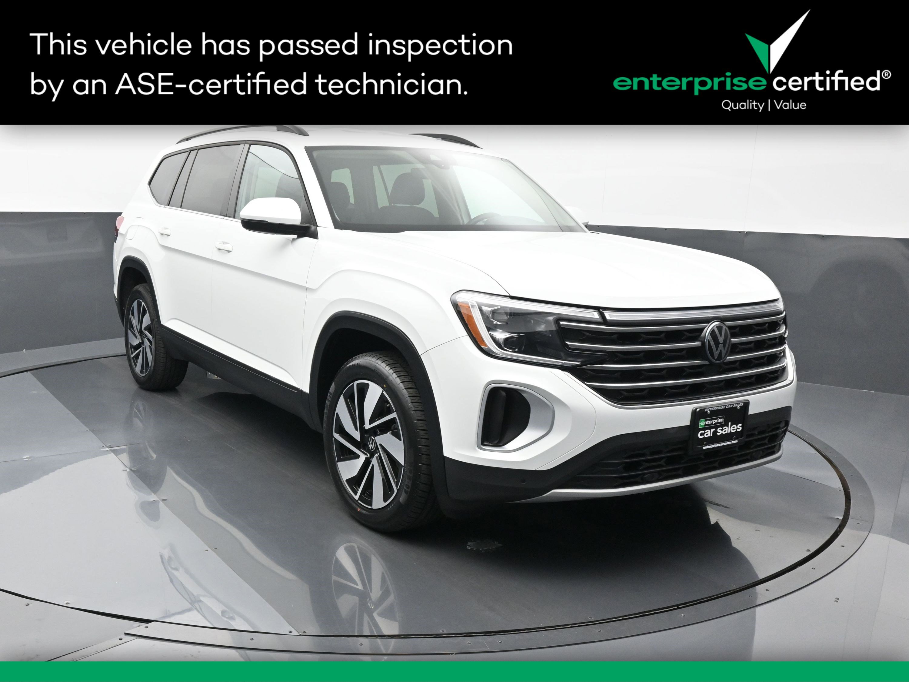 2024 Volkswagen Atlas SE w/Tech's photo