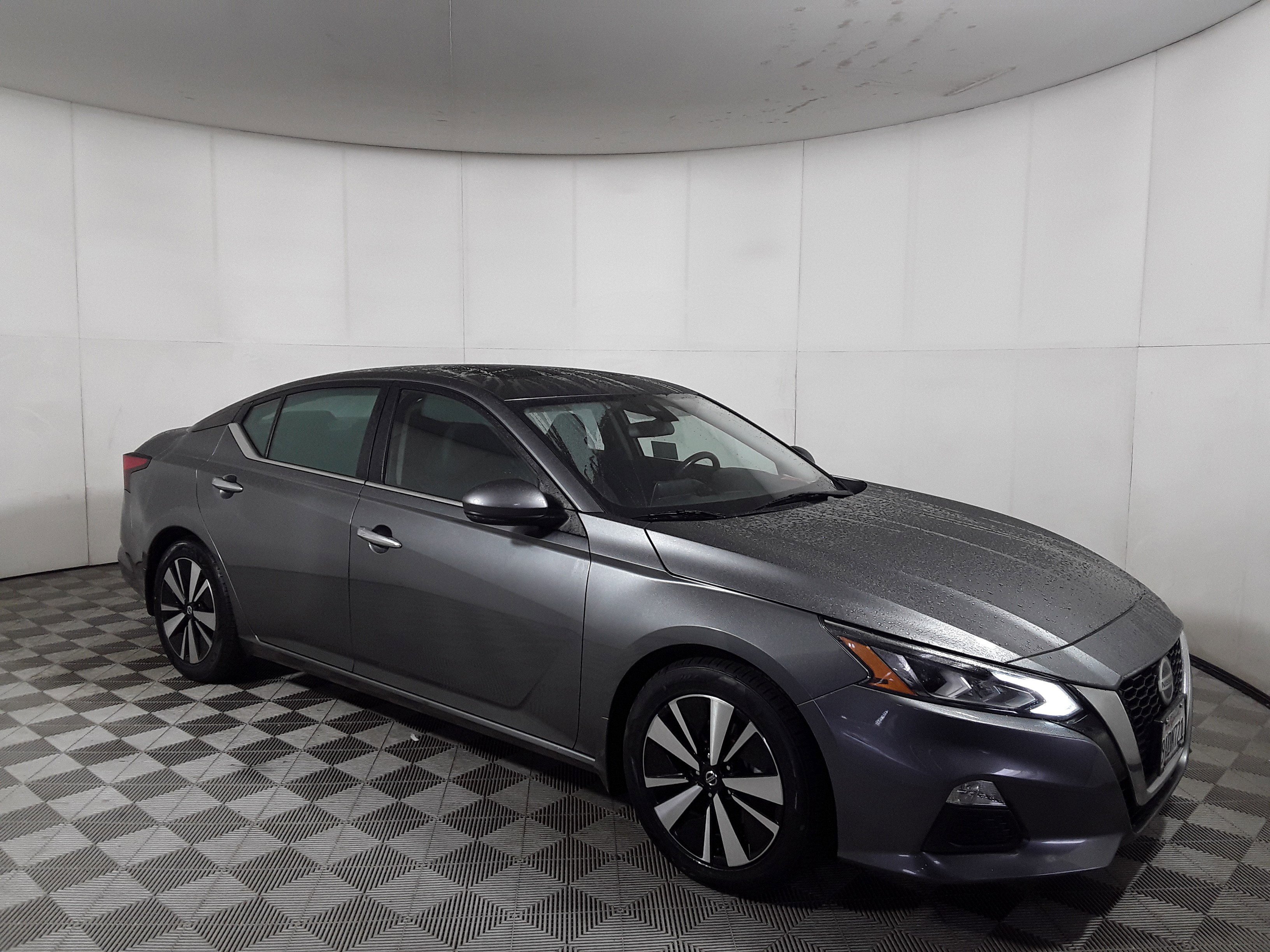 2022 Nissan Altima 2.5 SV Sedan