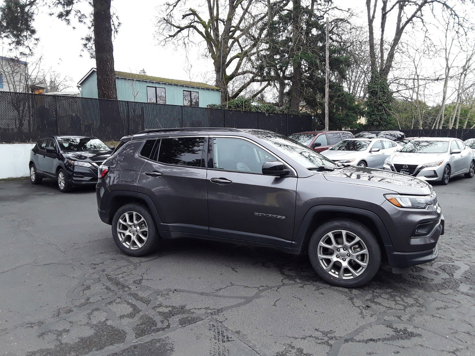 2022 Jeep Compass Latitude Lux