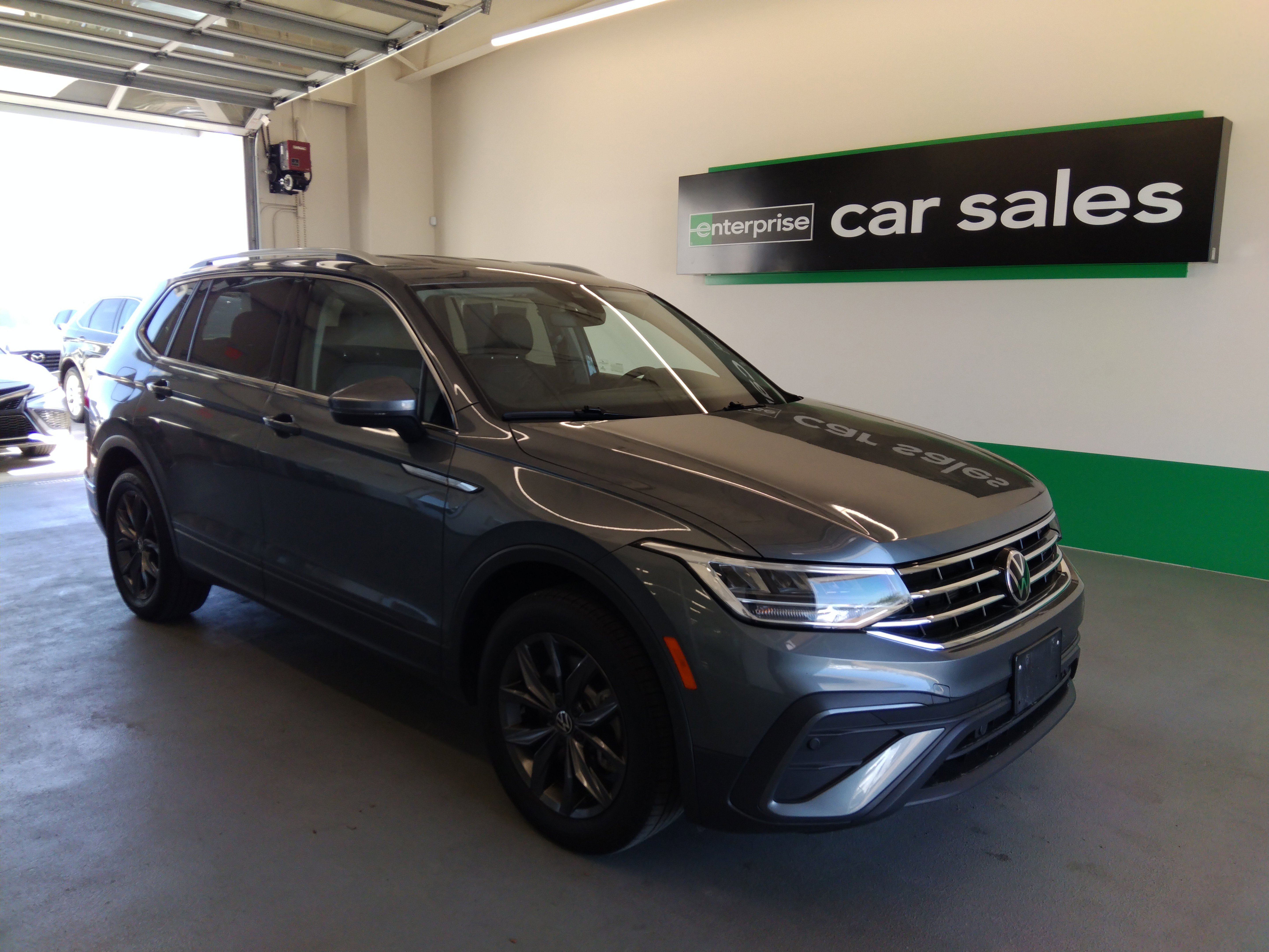 2024 Volkswagen Tiguan SE 2.0T FWD