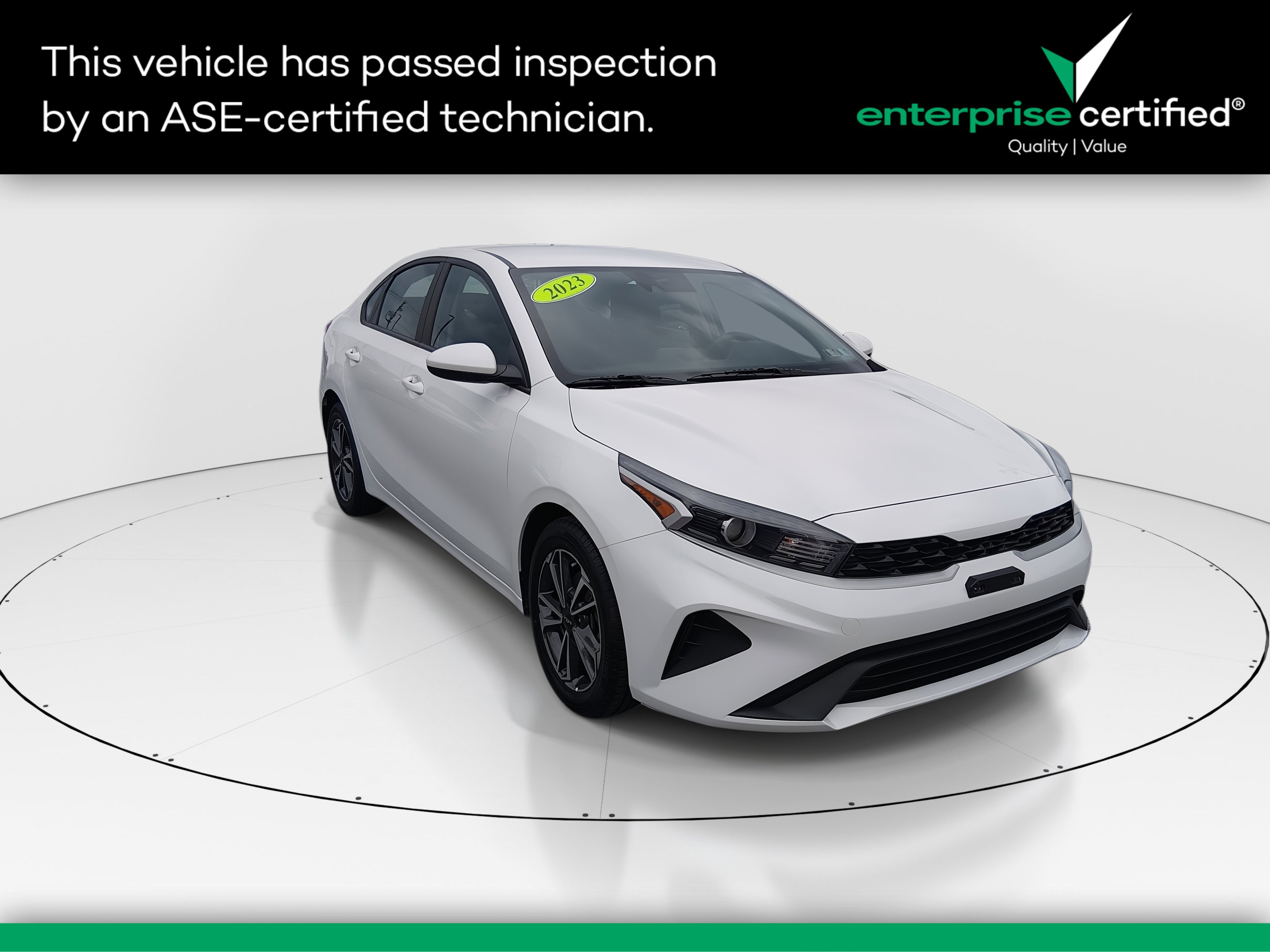 Used 2023 Kia Forte LXS IVT